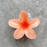 Frangipani Clip - Peach