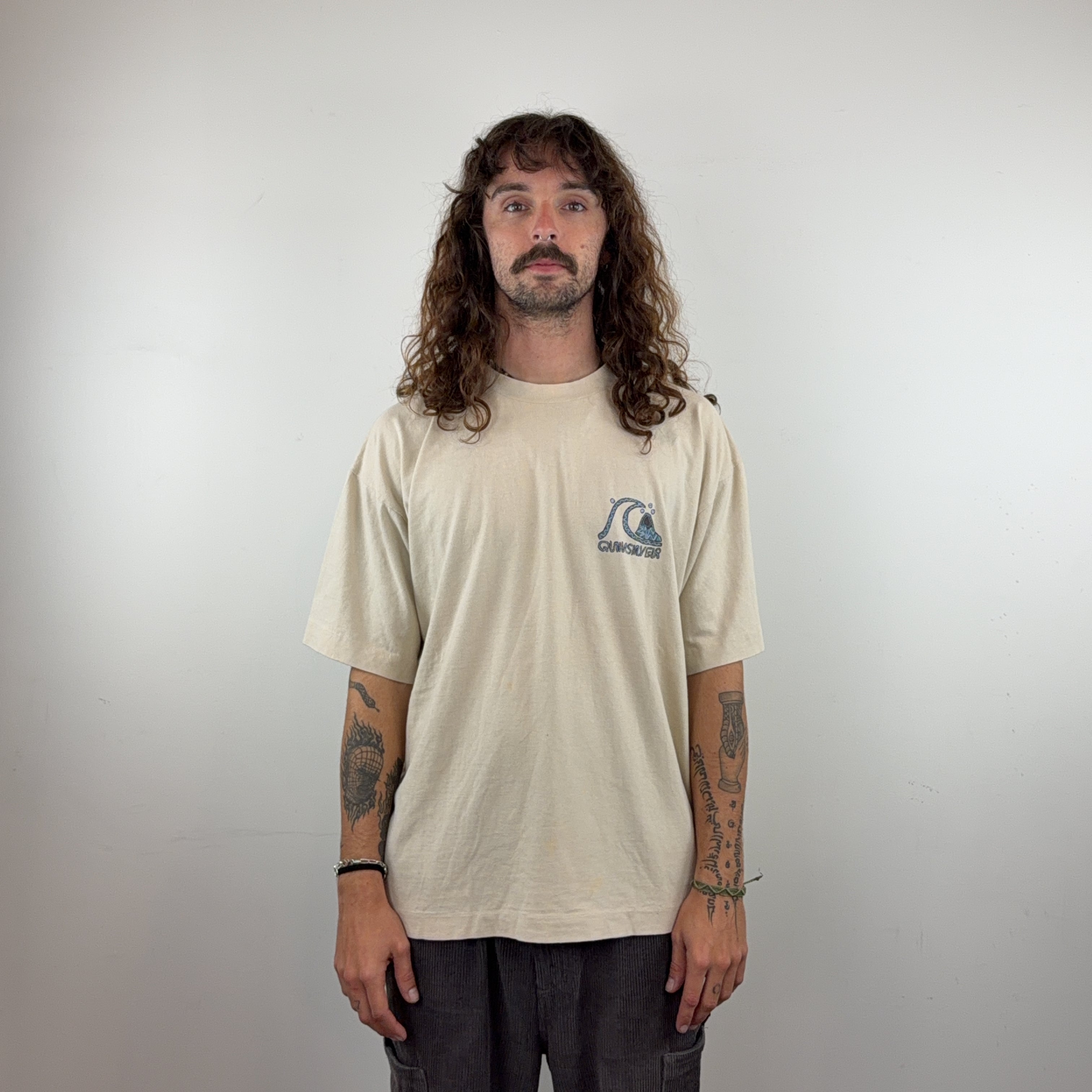 QUIKSILVER TEE - X LARGE