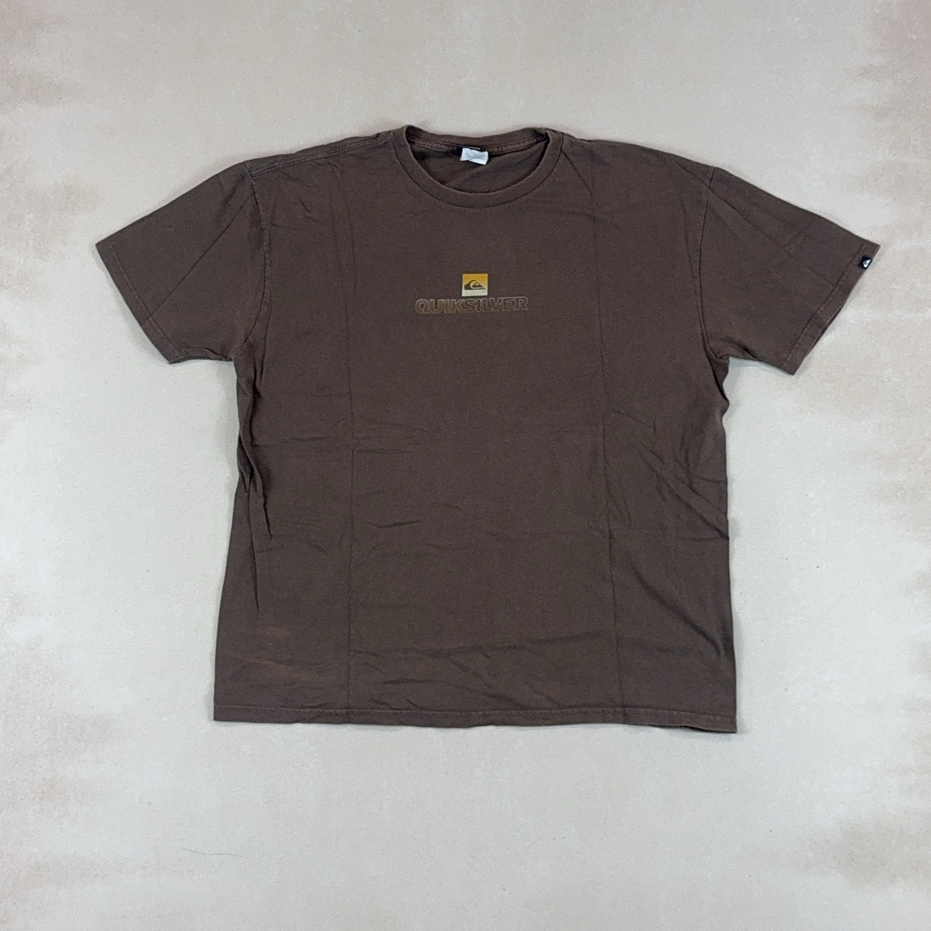 QUIKSILVER TEE - MEDIUM