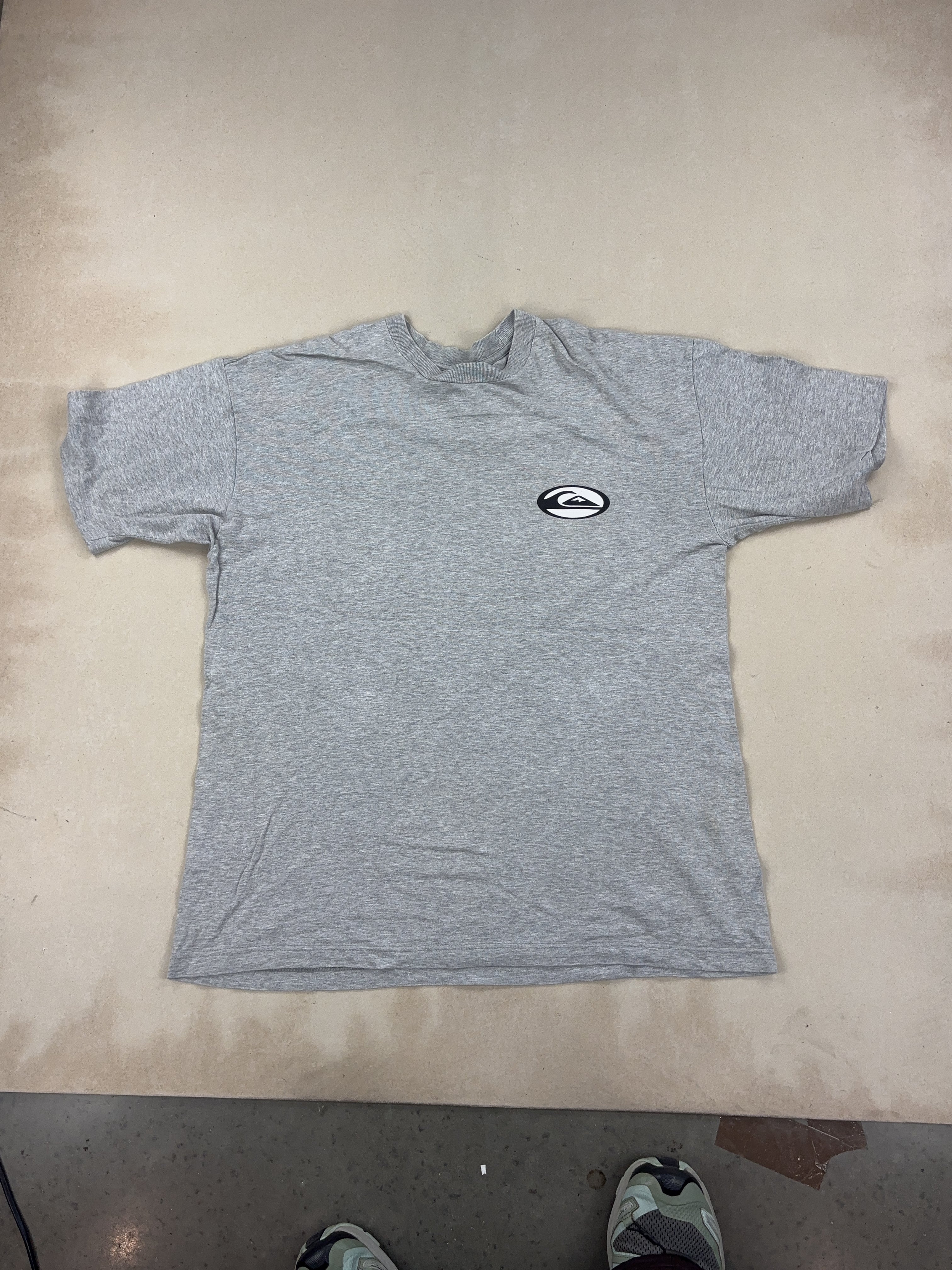 QUIKSILVER TEE - X LARGE
