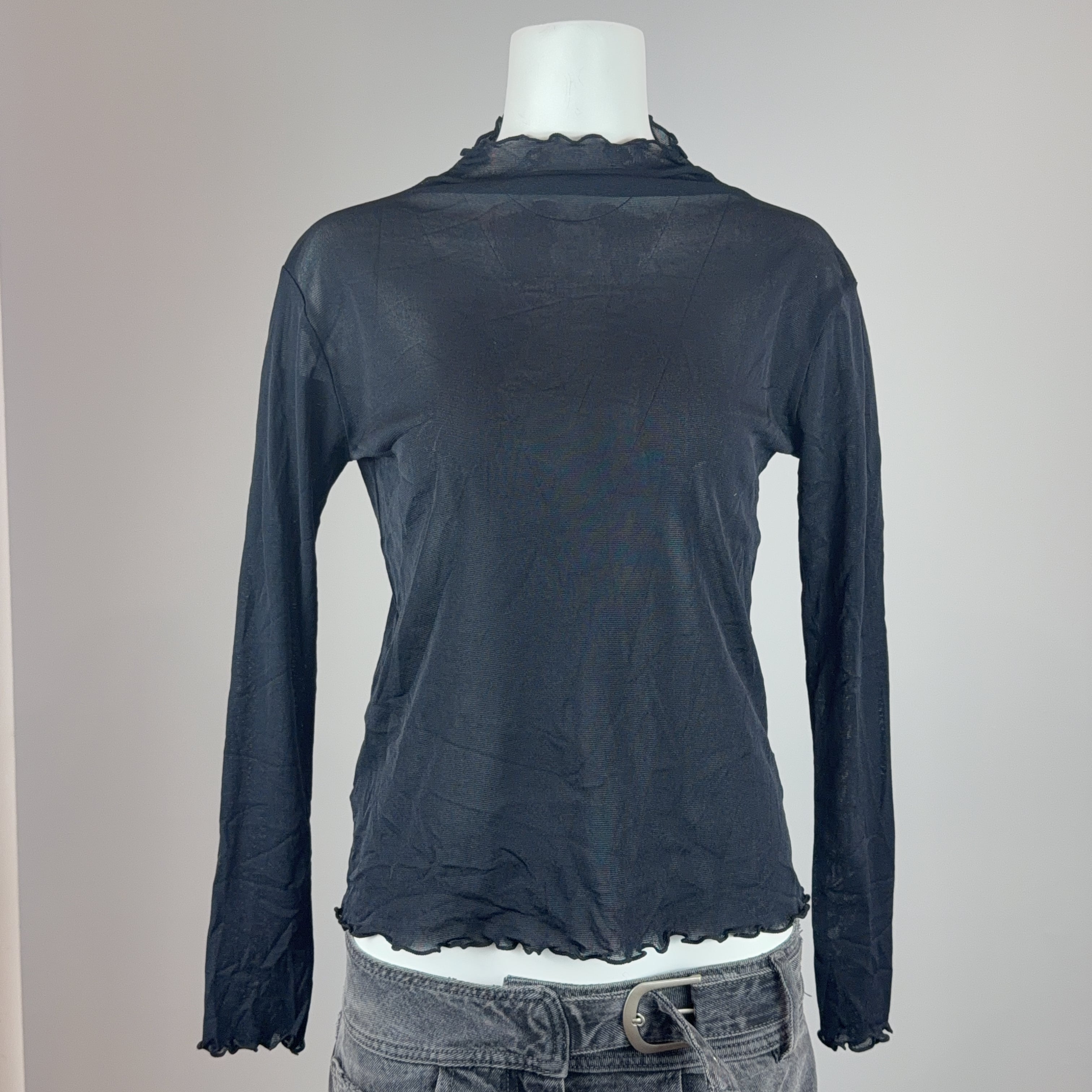 VINTAGE LONG SLEEVE - MEDIUM