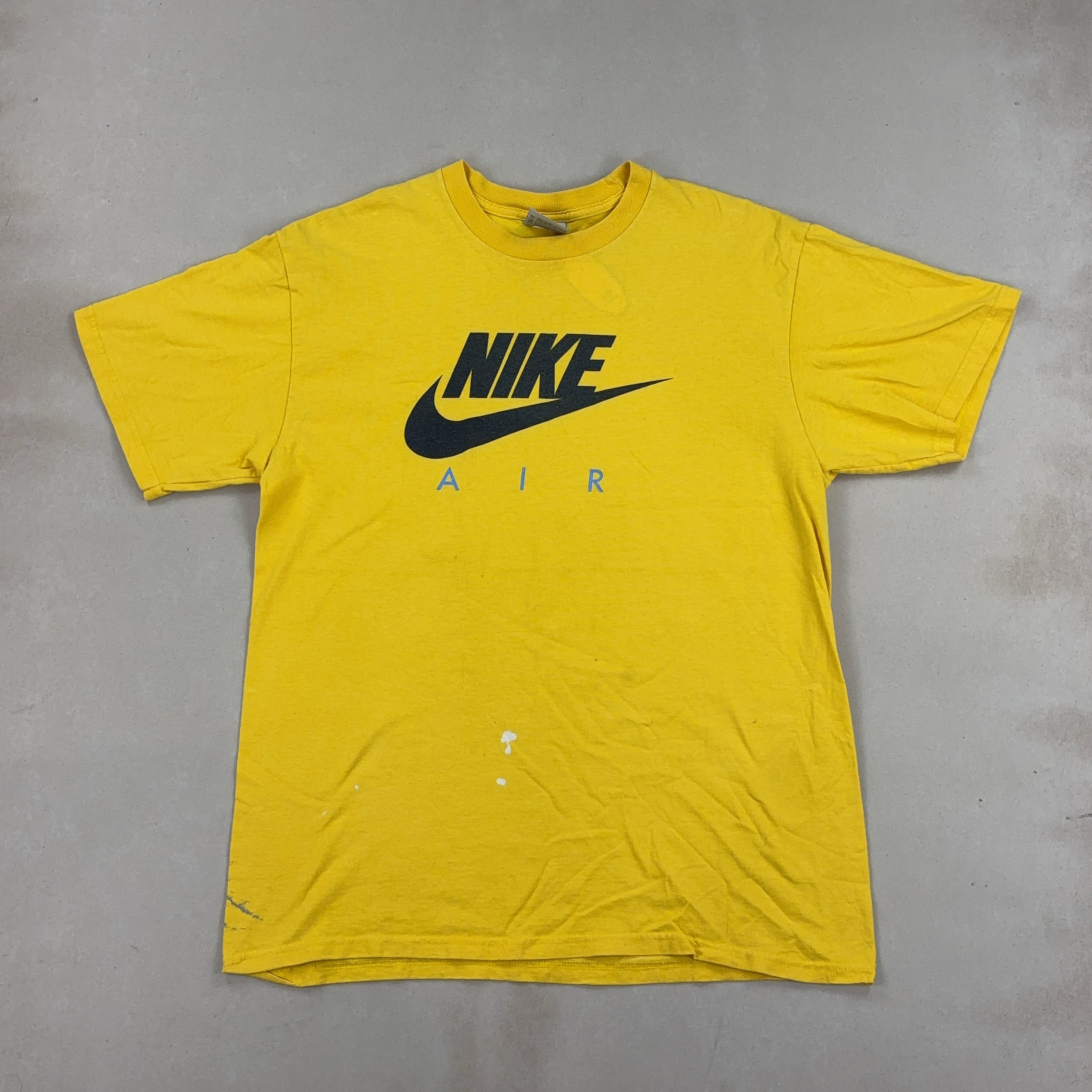 NIKE TEE - LARGE