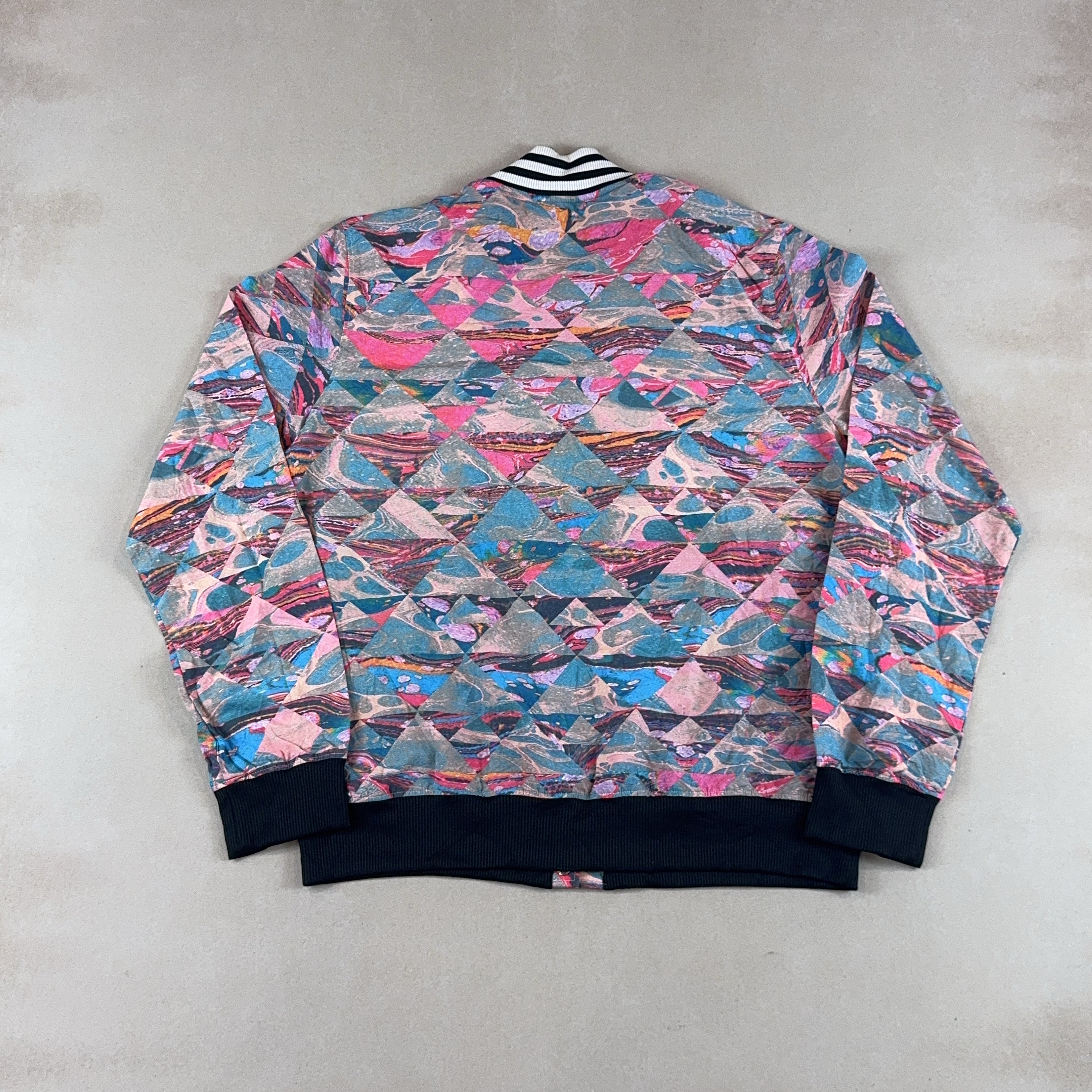 ADIDAS JACKET - LARGE