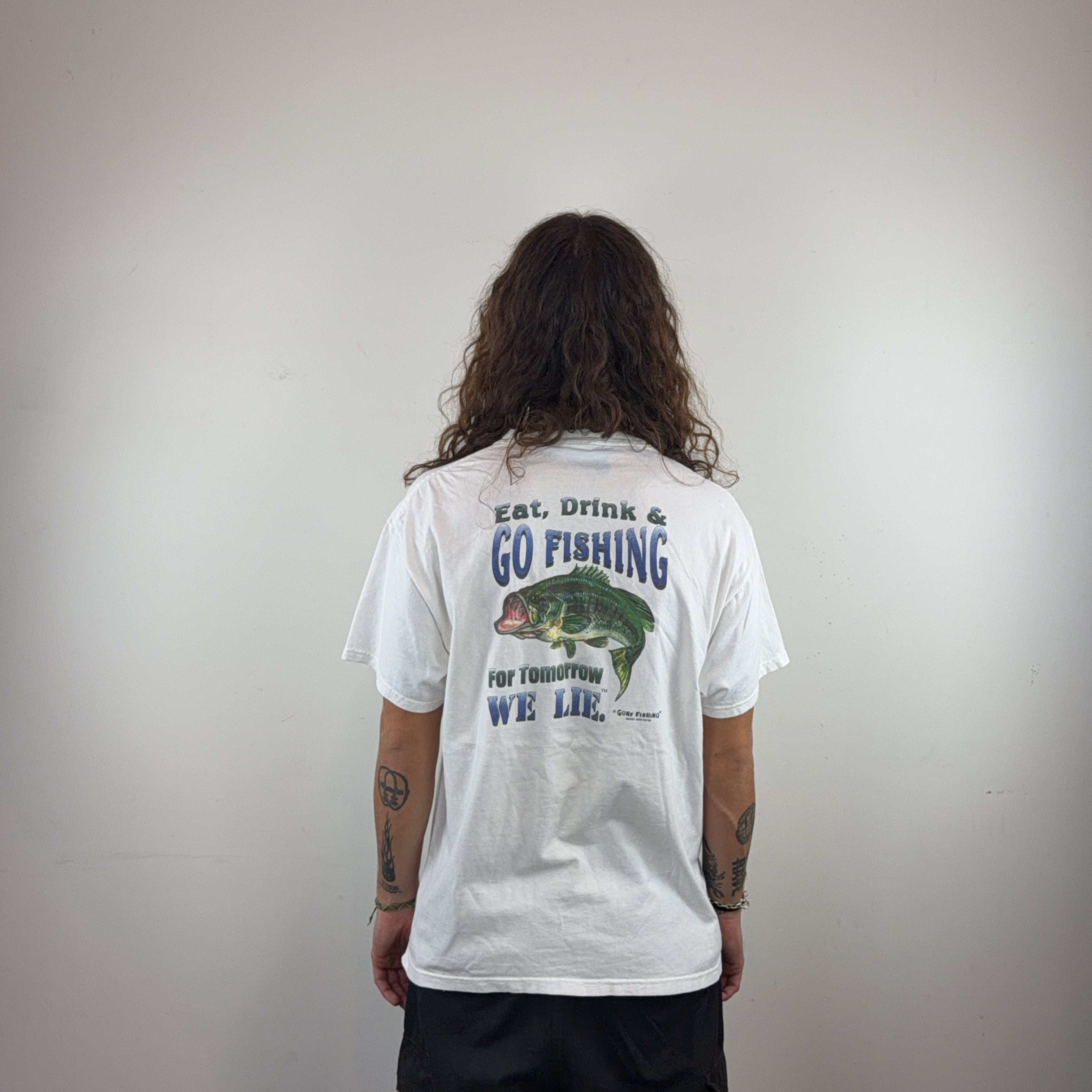 GONE FISHING TEE - MEDIUM
