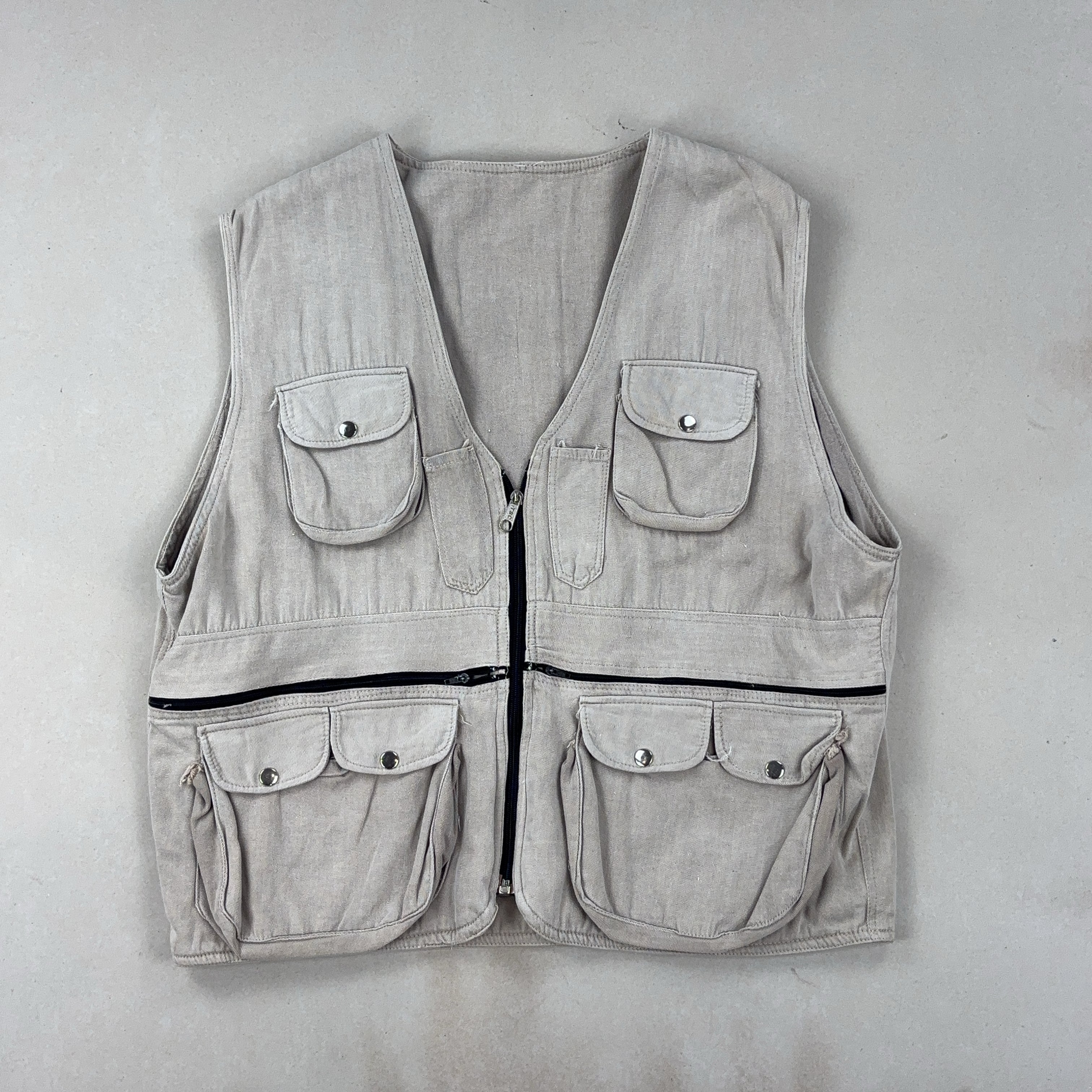 ADIDAS VEST - MEDIUM