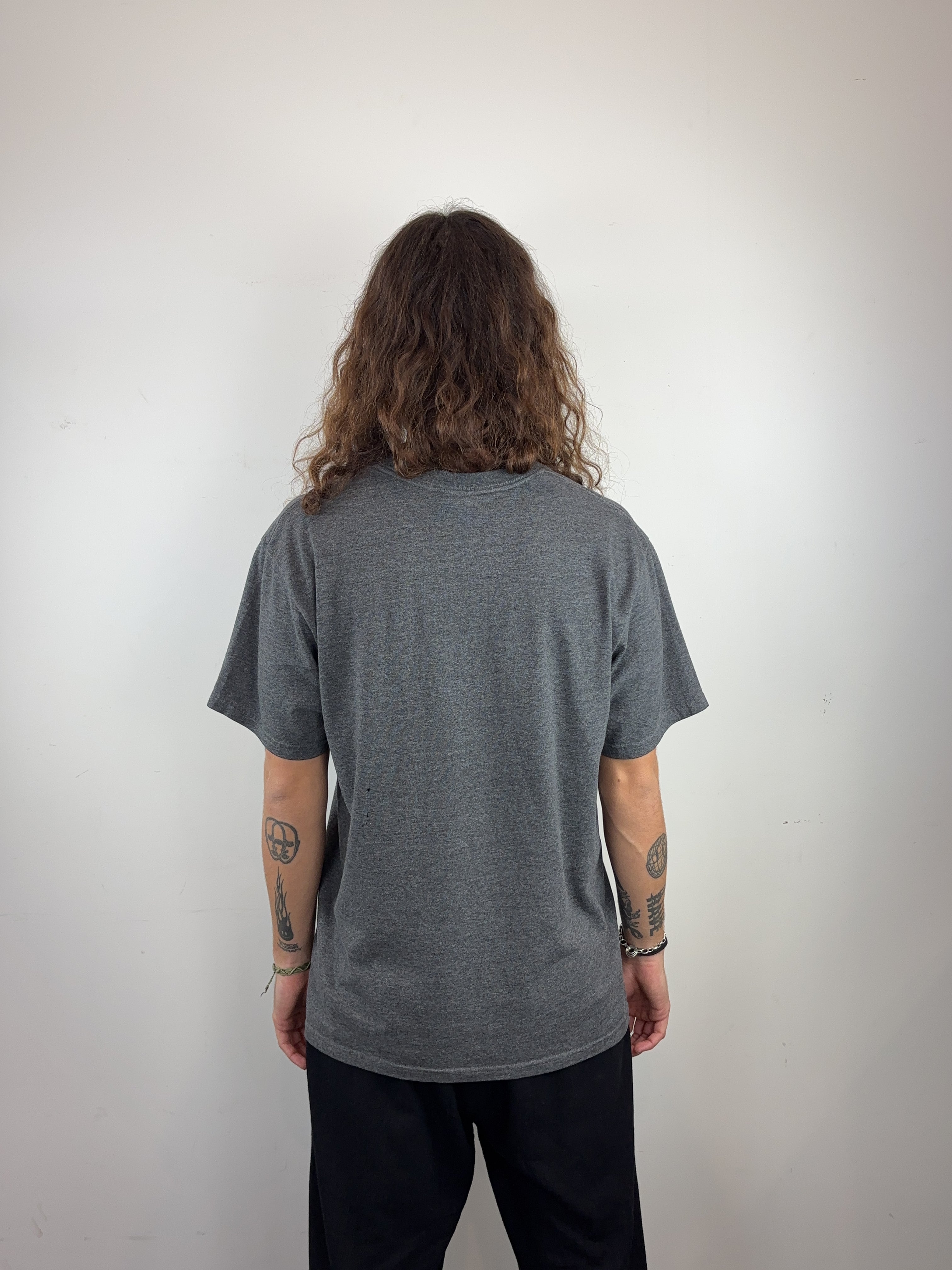 NIKE TEE - LARGE