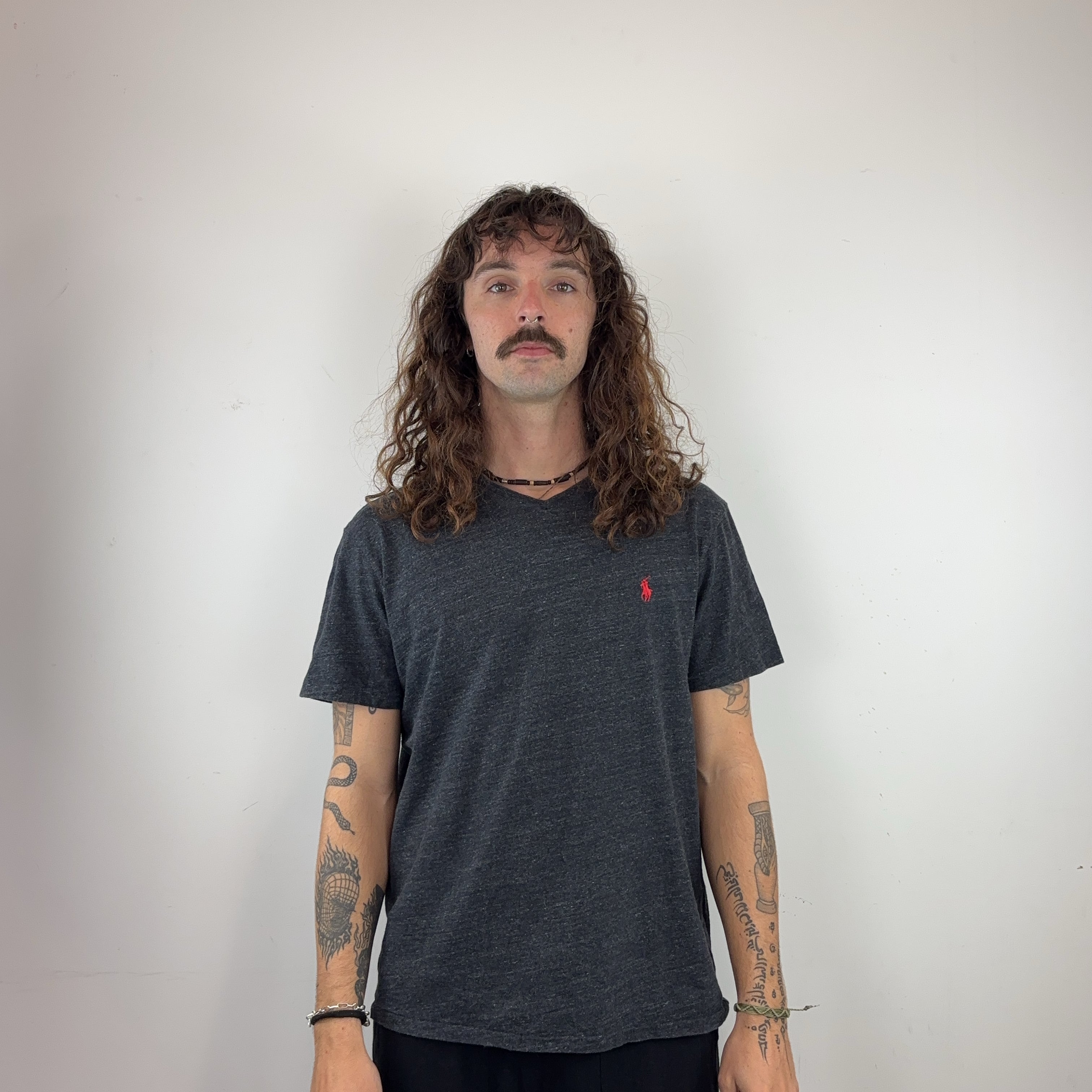 RALPH LAUREN V-NECK TEE - MEDIUM