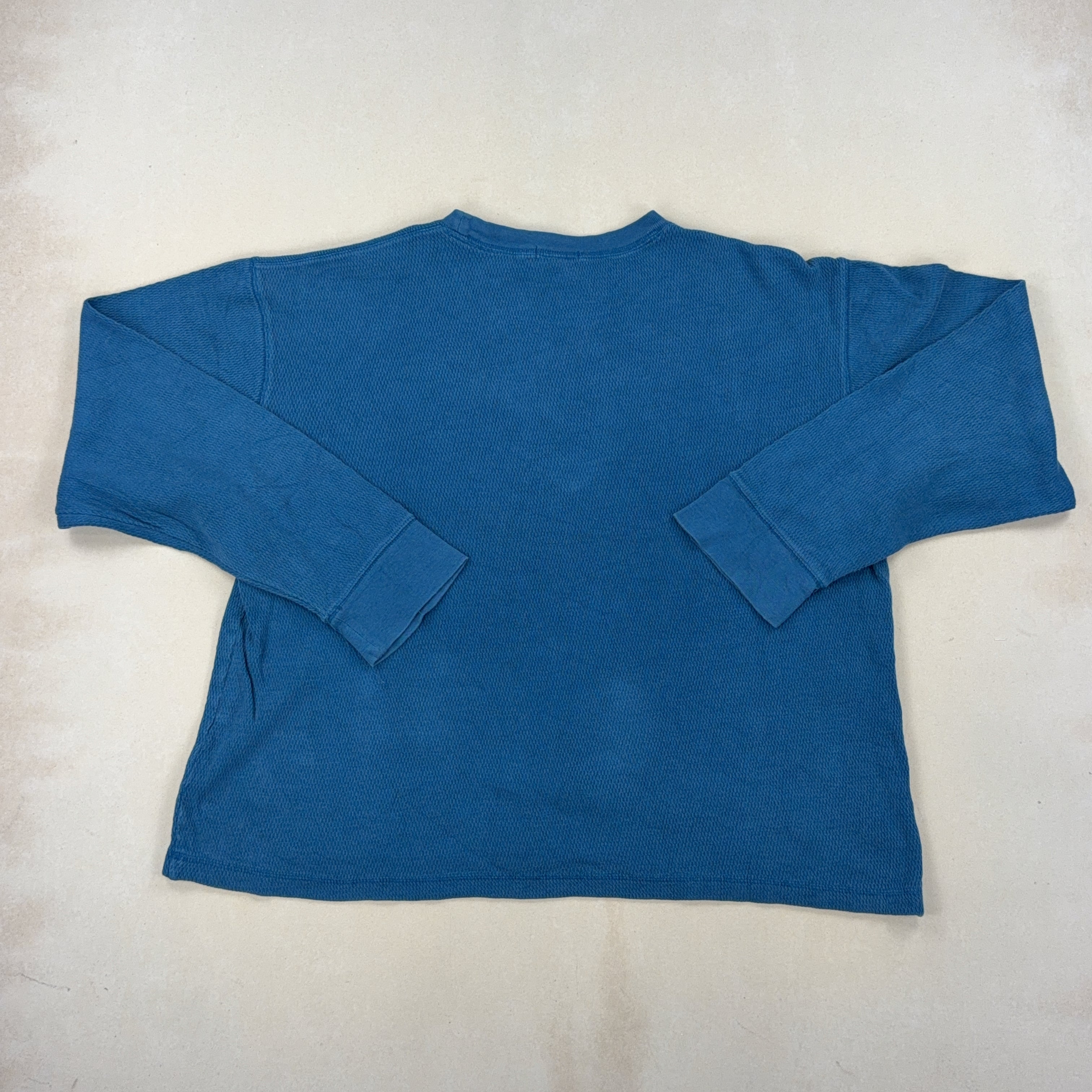 OLD NAVY LONG SLEEVE - LARGE