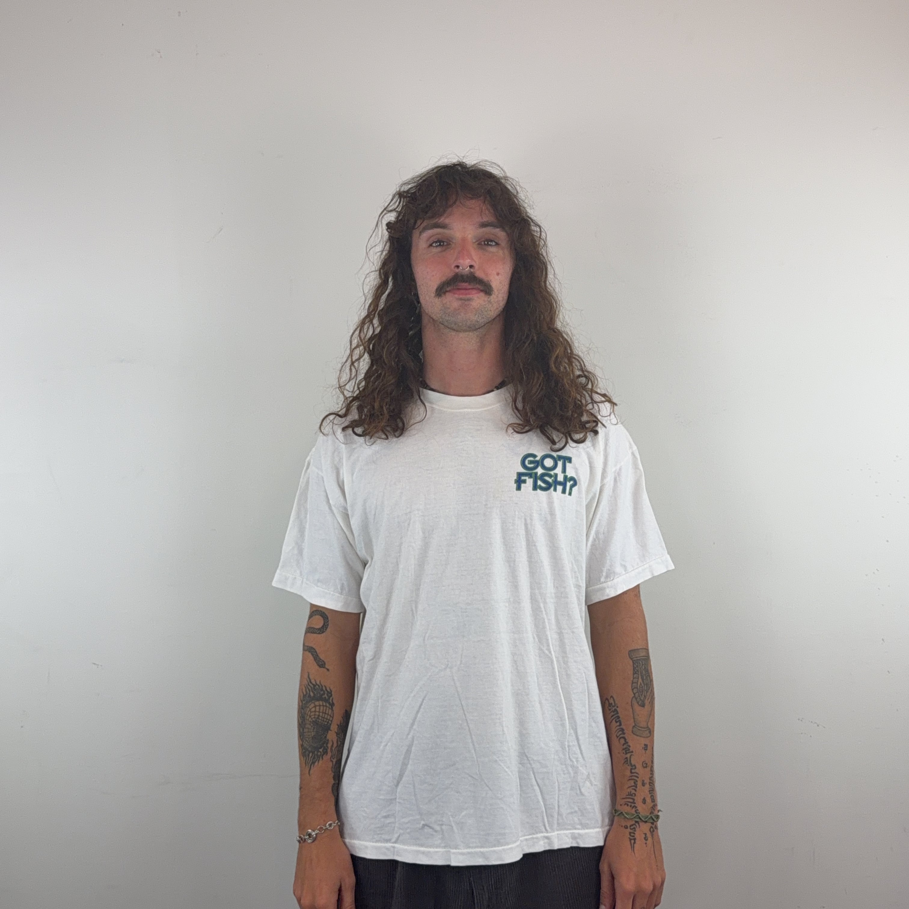 'GOT FISH?' GRAPHIC TEE - MEDIUM
