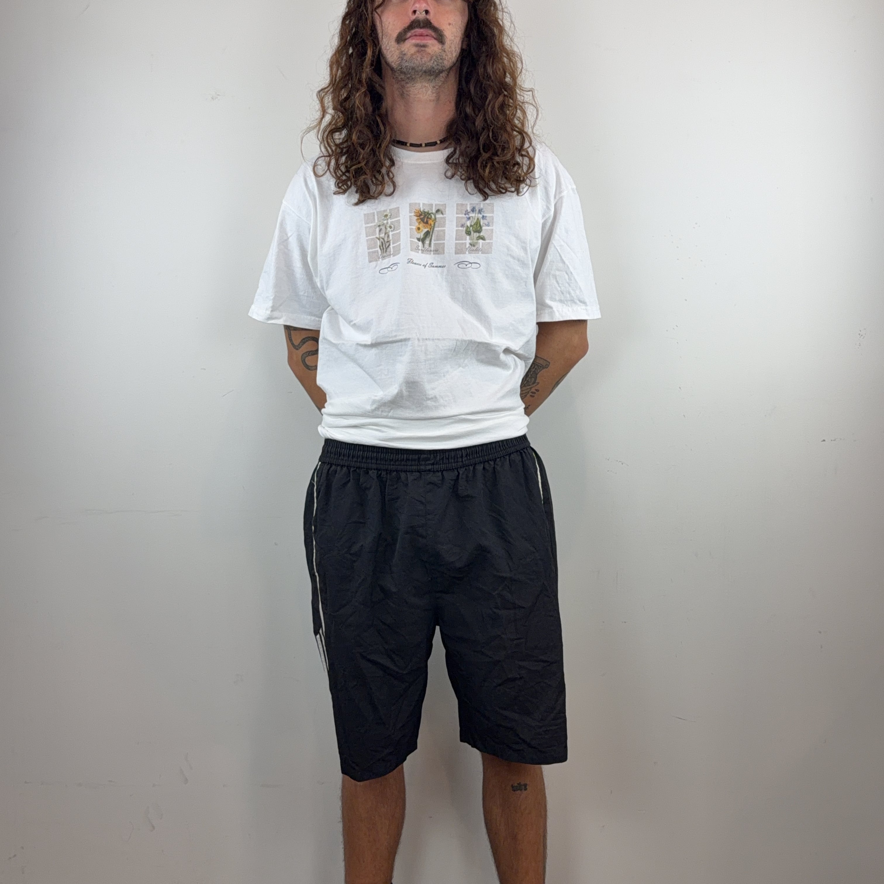 ADIDAS SHORTS - LARGE