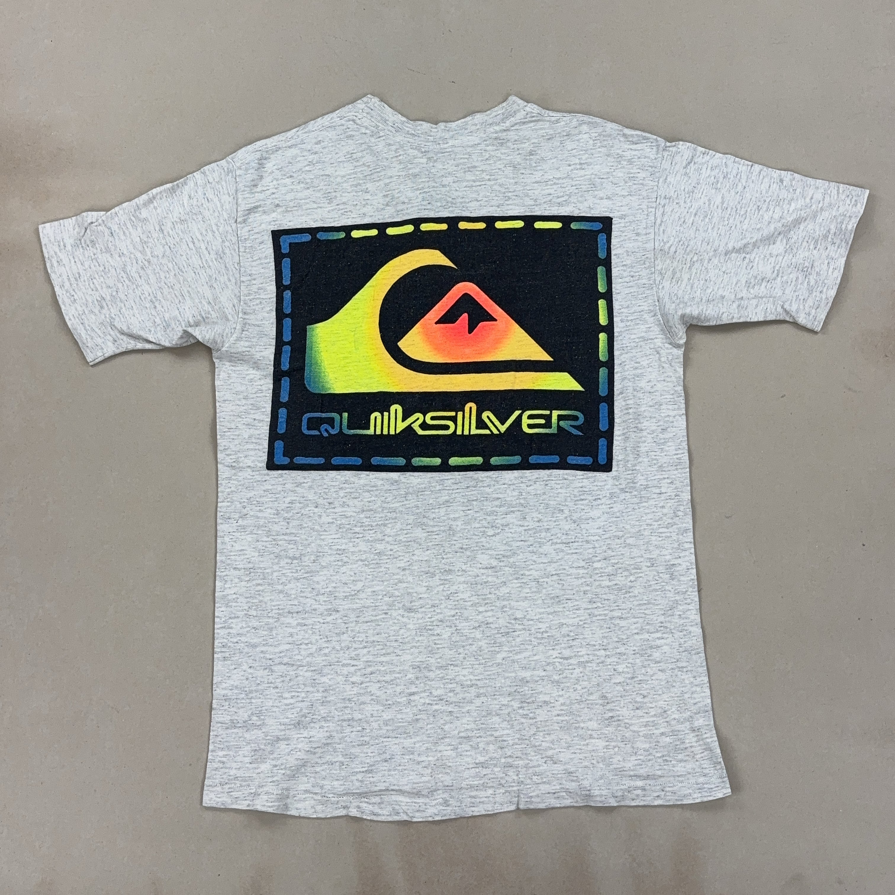 QUIKSILVER TEE - SMALL