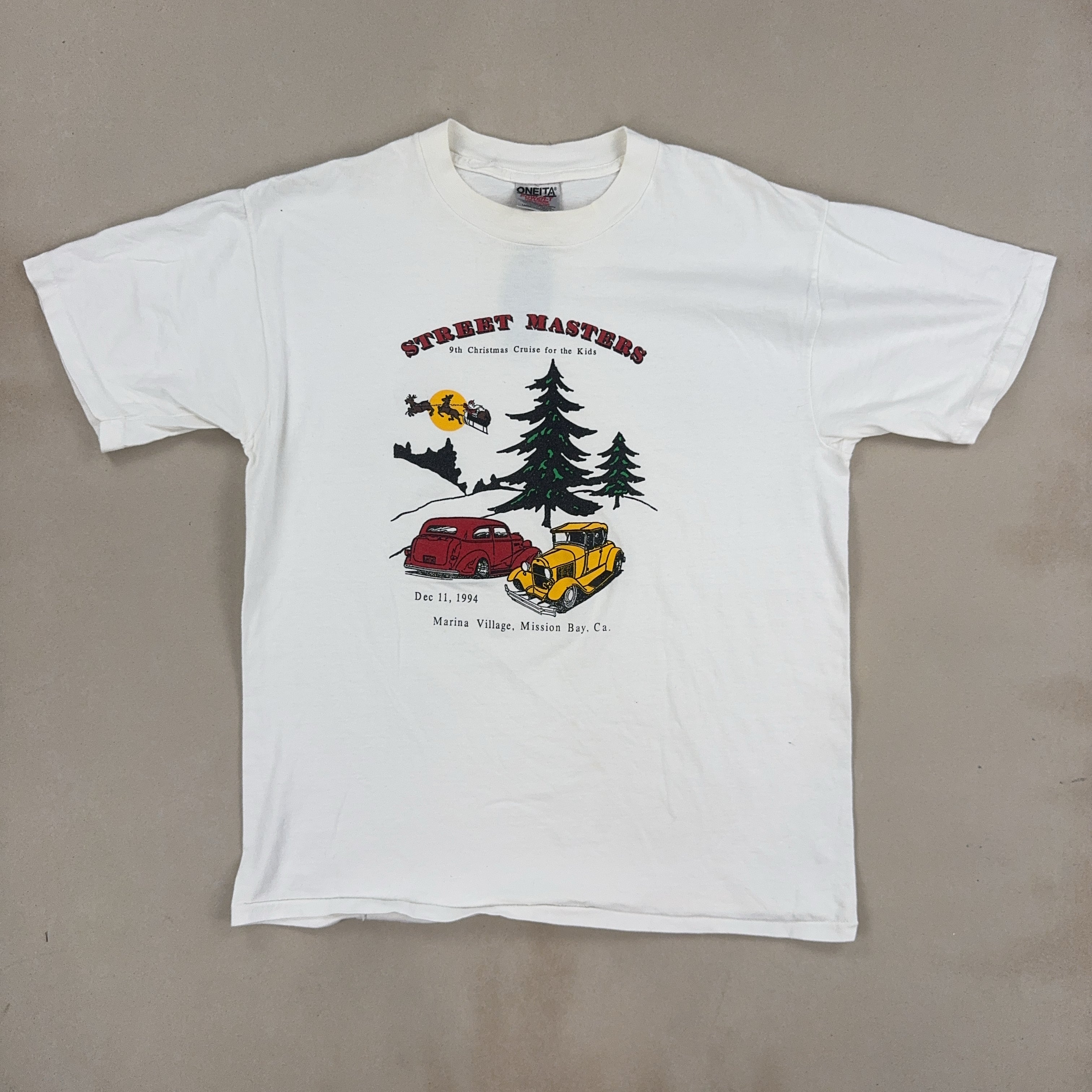 GRAPHIC TEE - LARGE