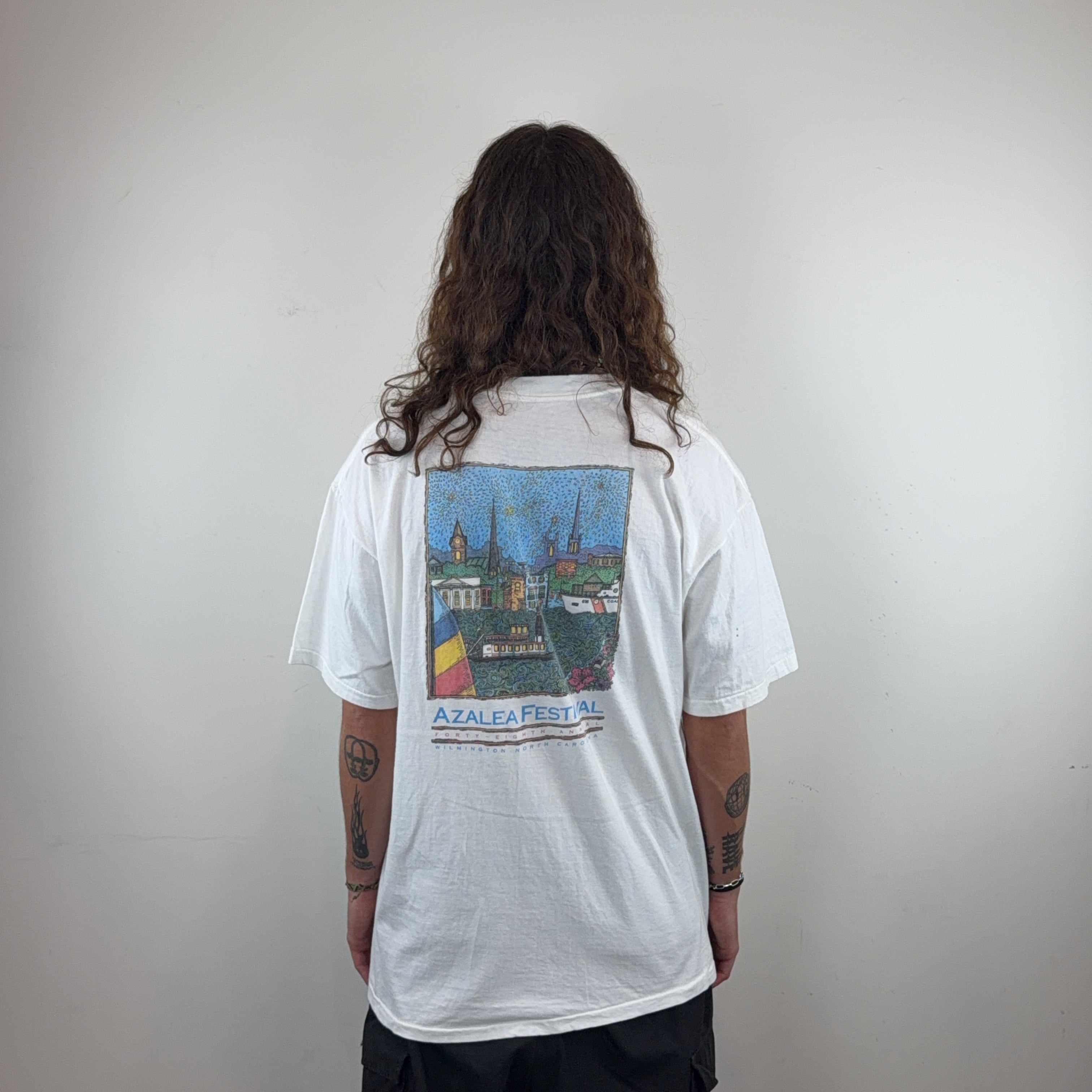 AZALEA FESTIVAL TEE - LARGE