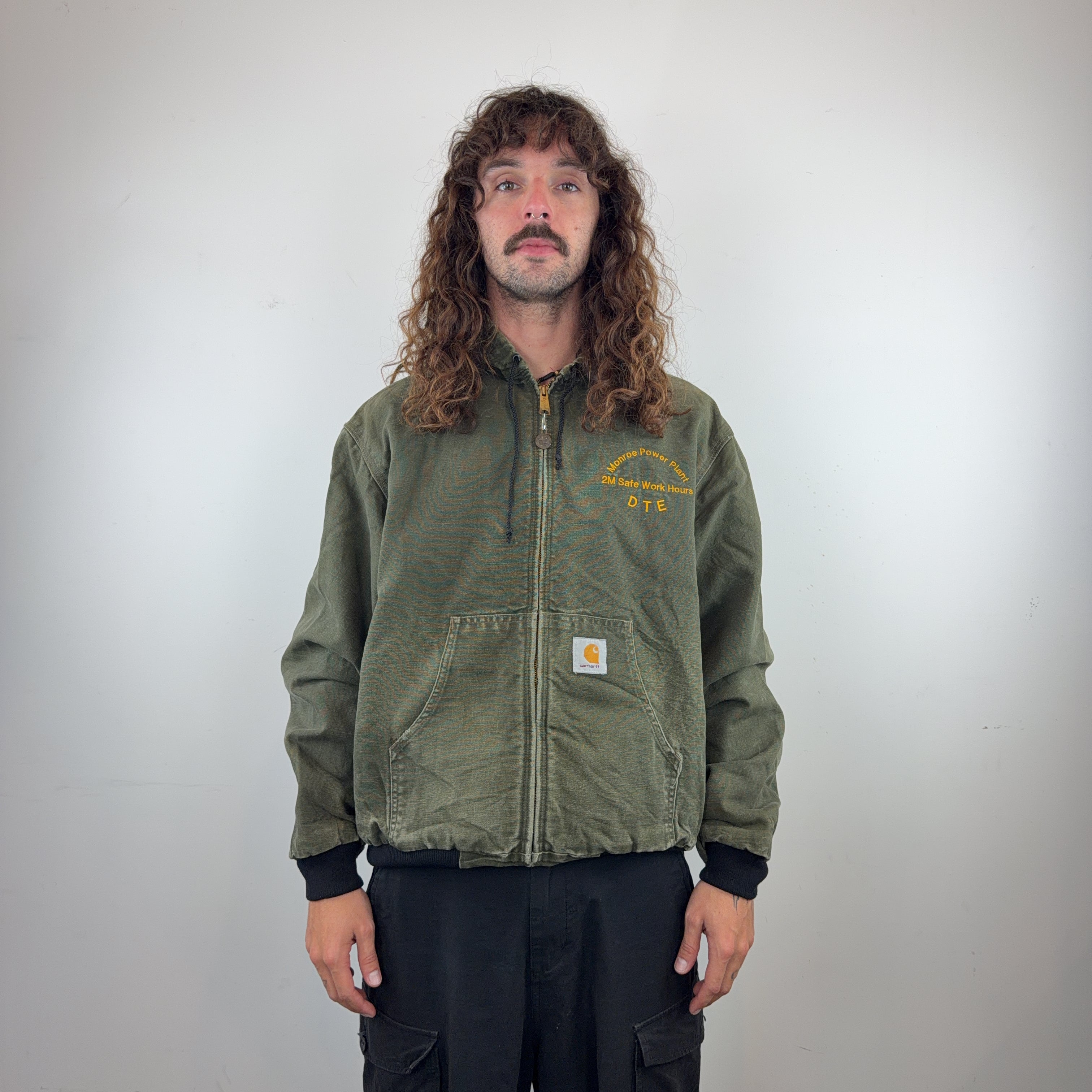 CARHARTT JACKET - MEDIUM
