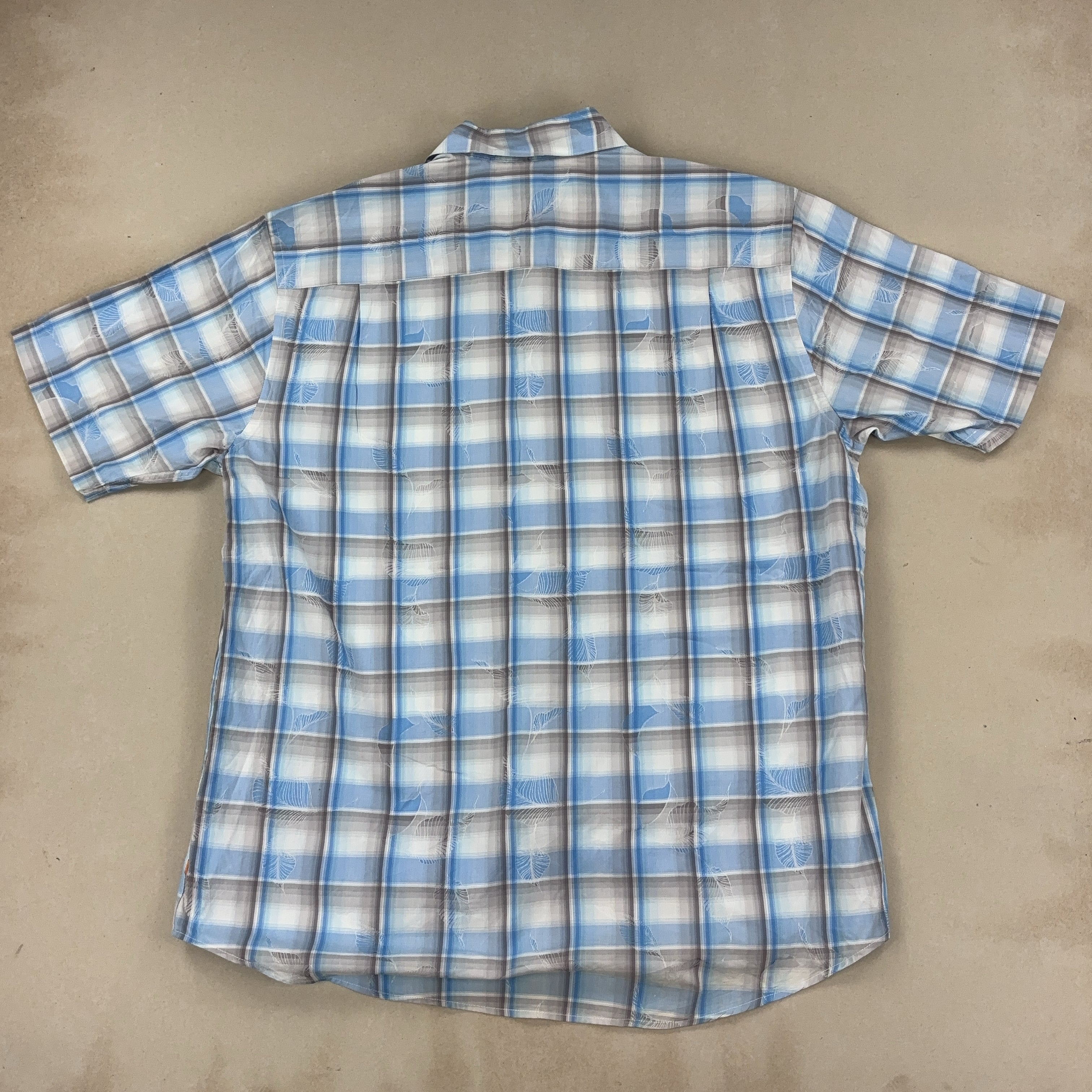 QUICKSILVER SHIRT - X LARGE