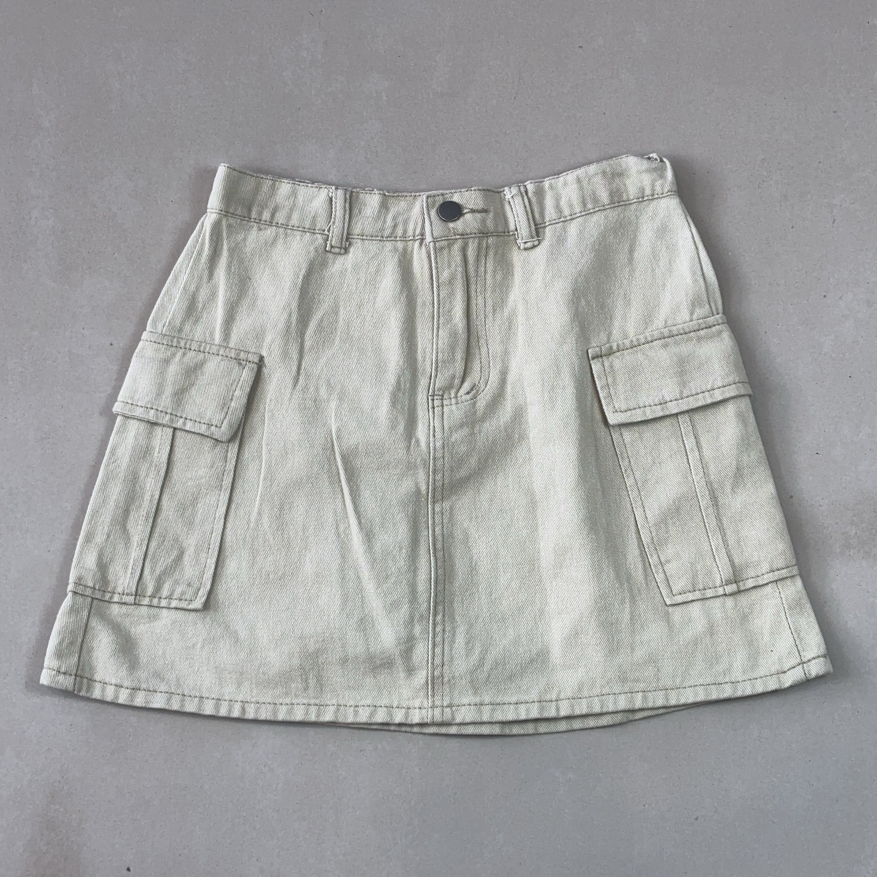 VINTAGE SKIRT - MEDIUM