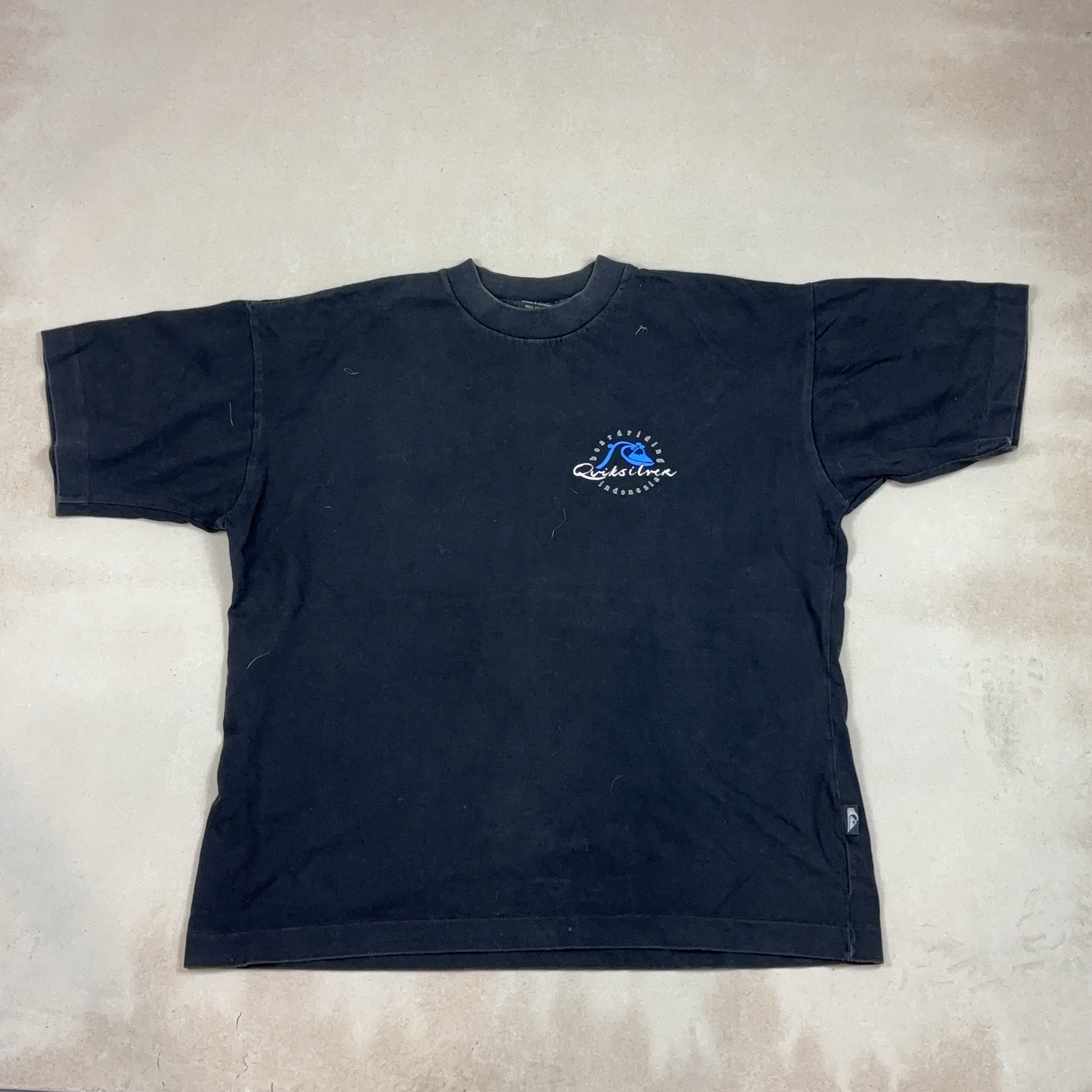 QUIKSILVER TEE - LARGE