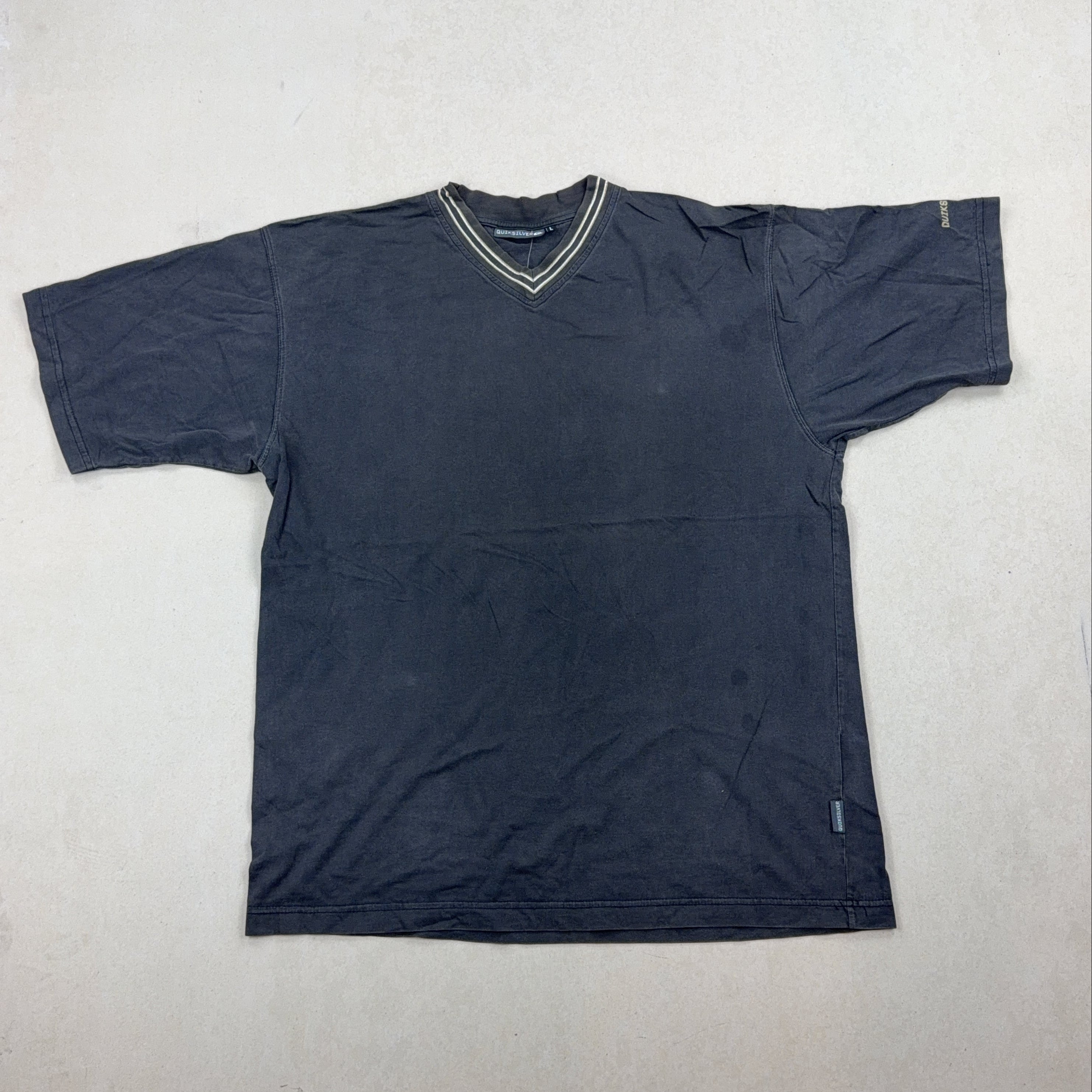 QUIKSILVER TEE - LARGE
