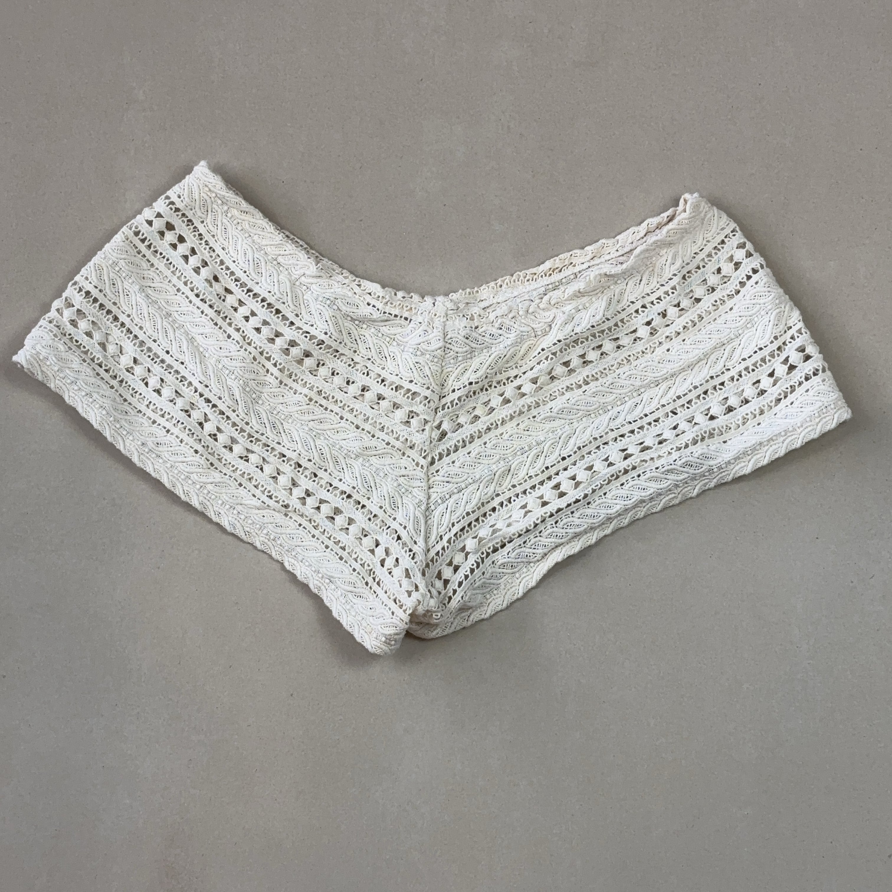 VINTAGE SHORTS - LARGE