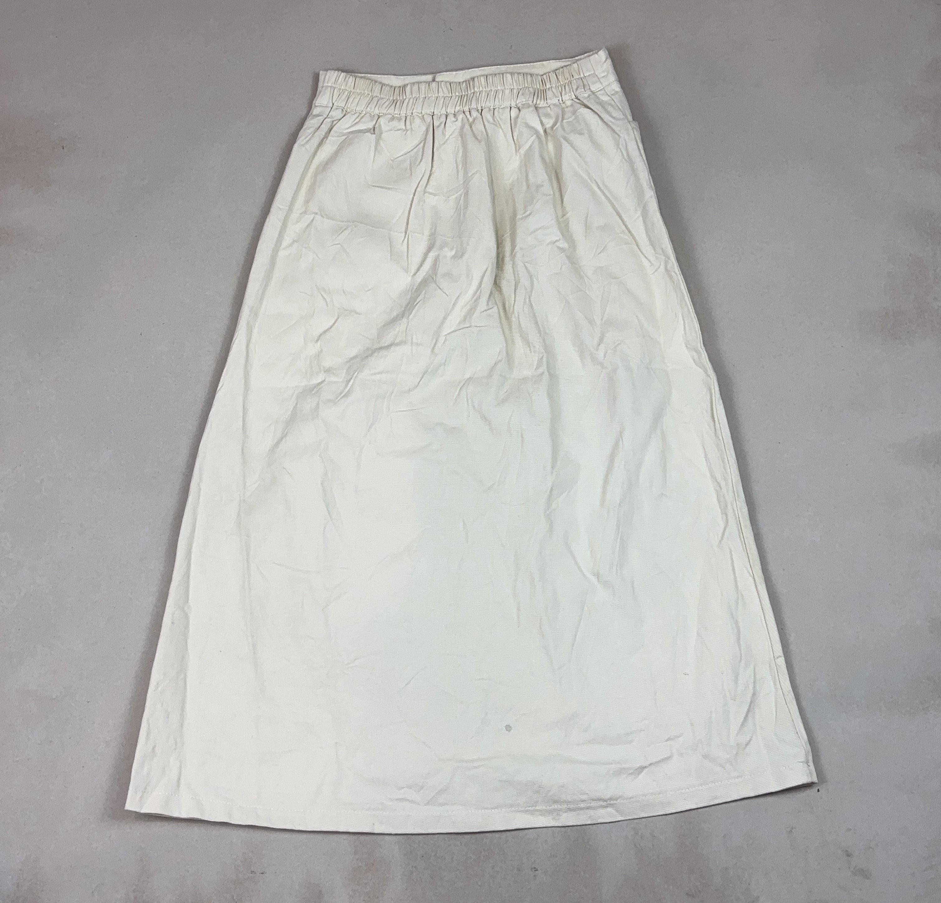 VINTAGE SKIRT - MEDIUM