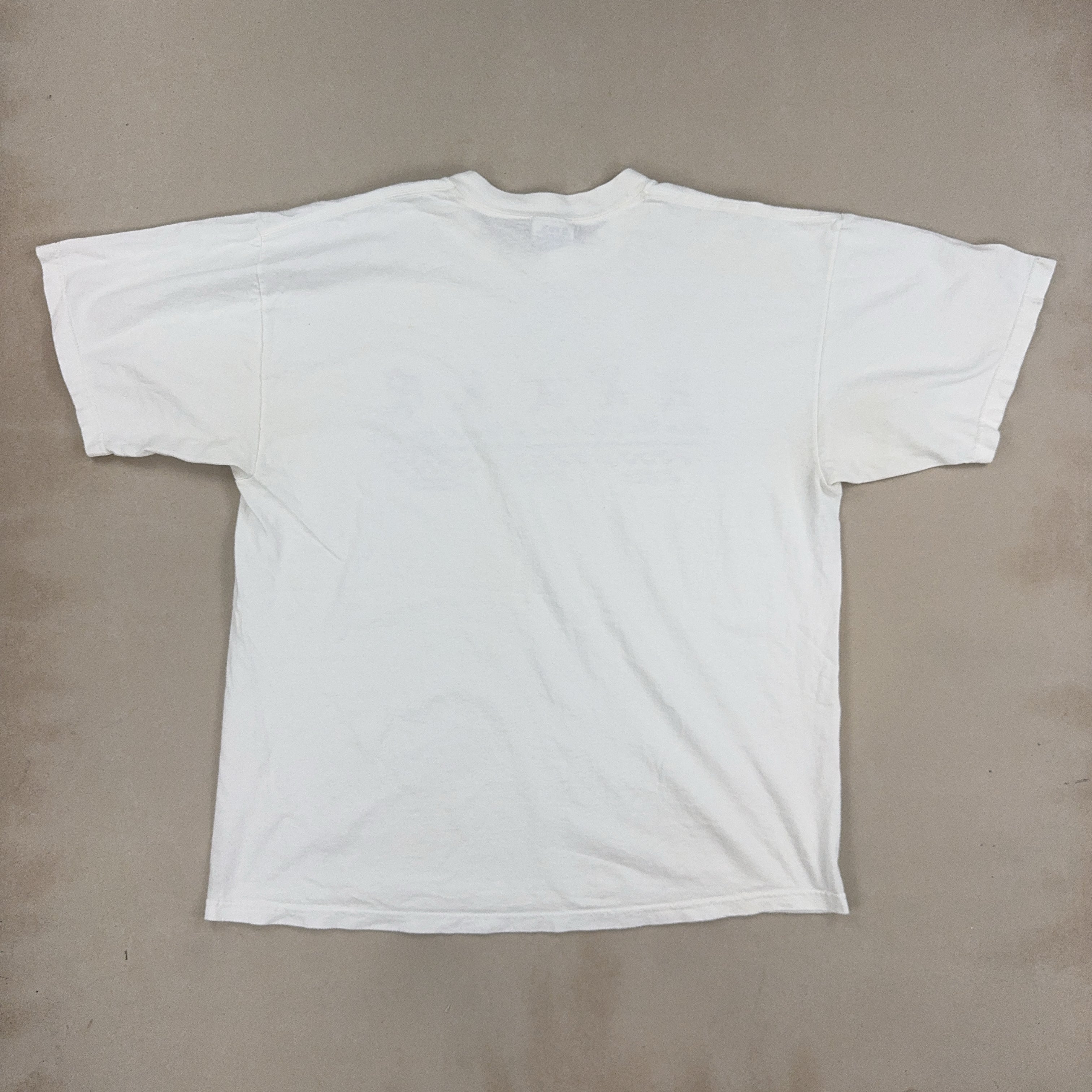 GRAPHIC TEE - X LARGE