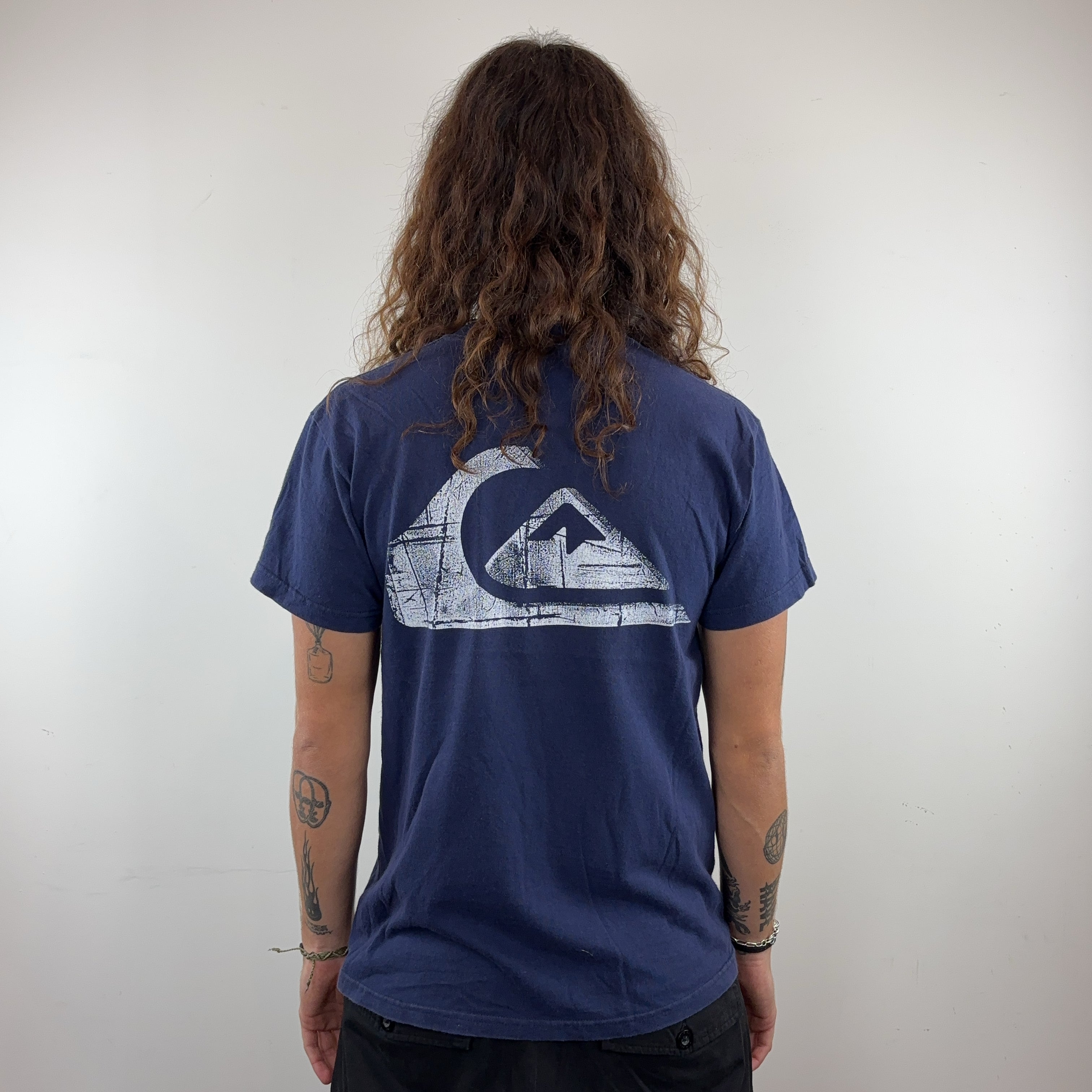 QUIKSILVER TEE - SMALL