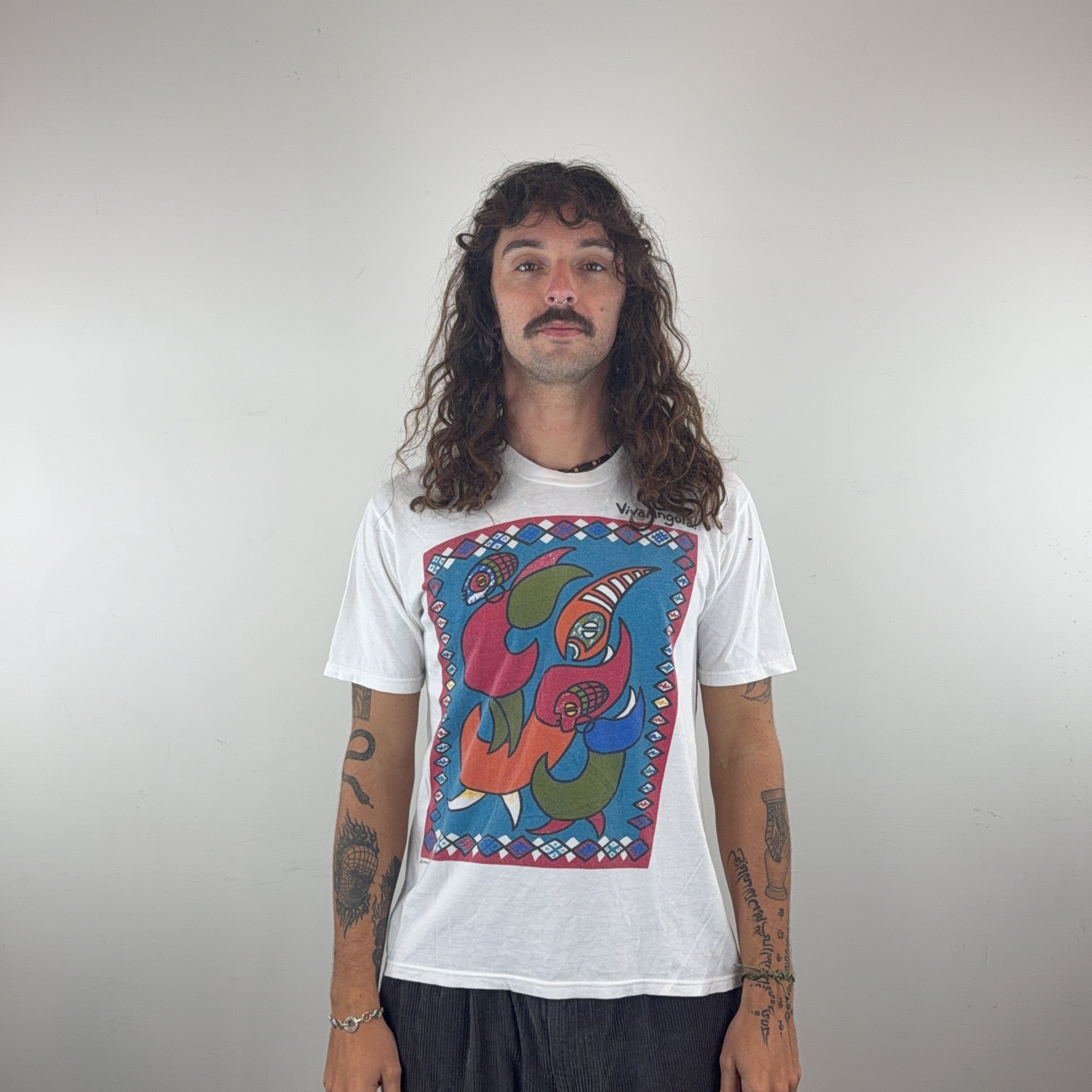 GRAPHIC VINTAGE TEE - SMALL