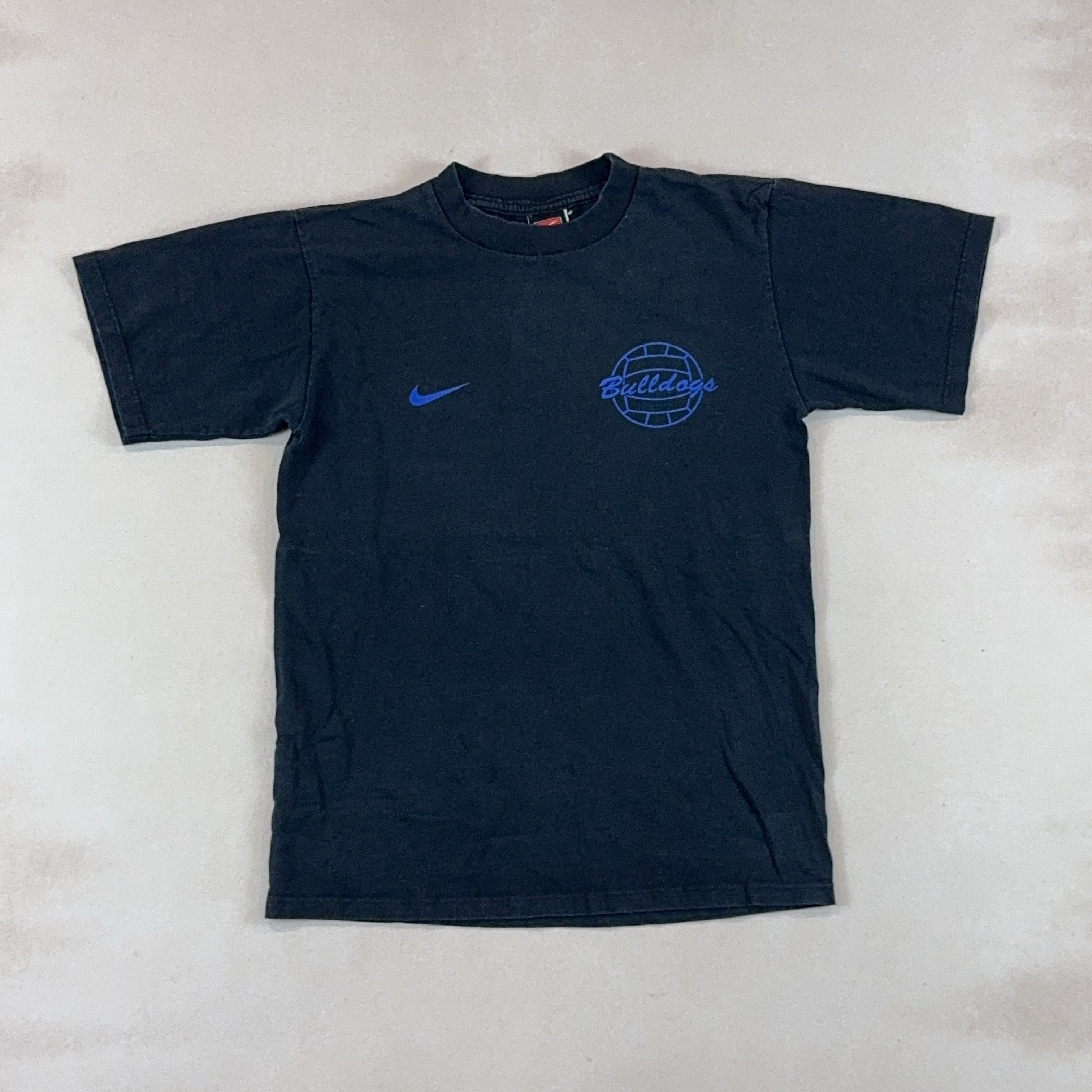 NIKE BULLDOGS TEE - MEDIUM