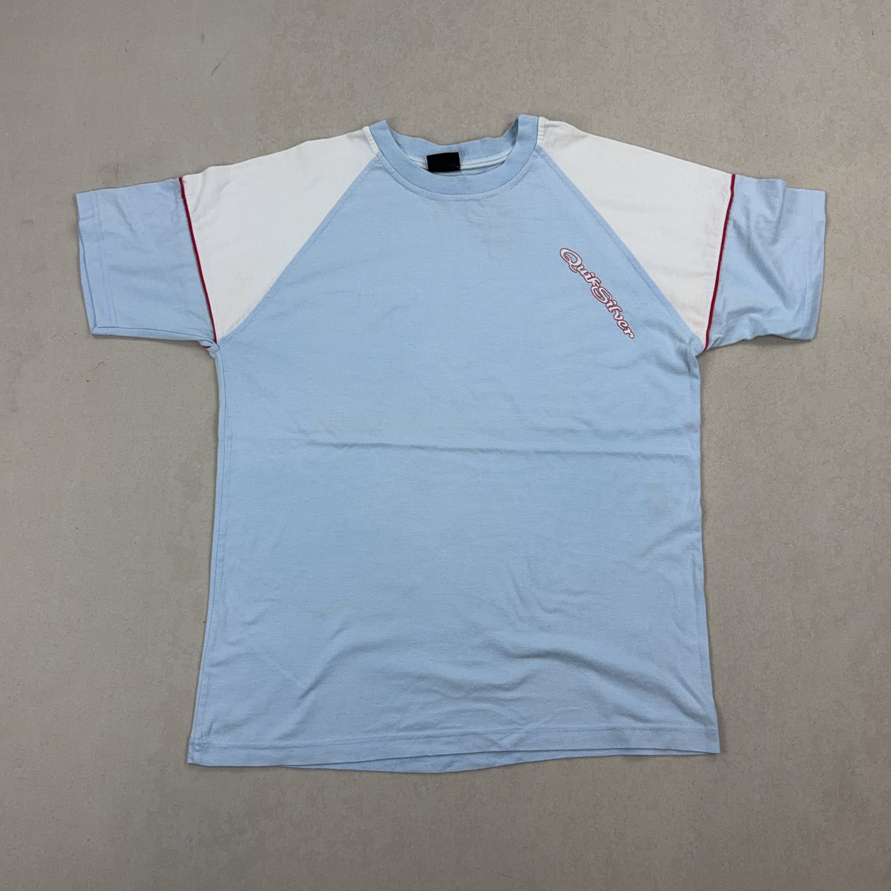 QUIKSILVER TEE - MEDIUM