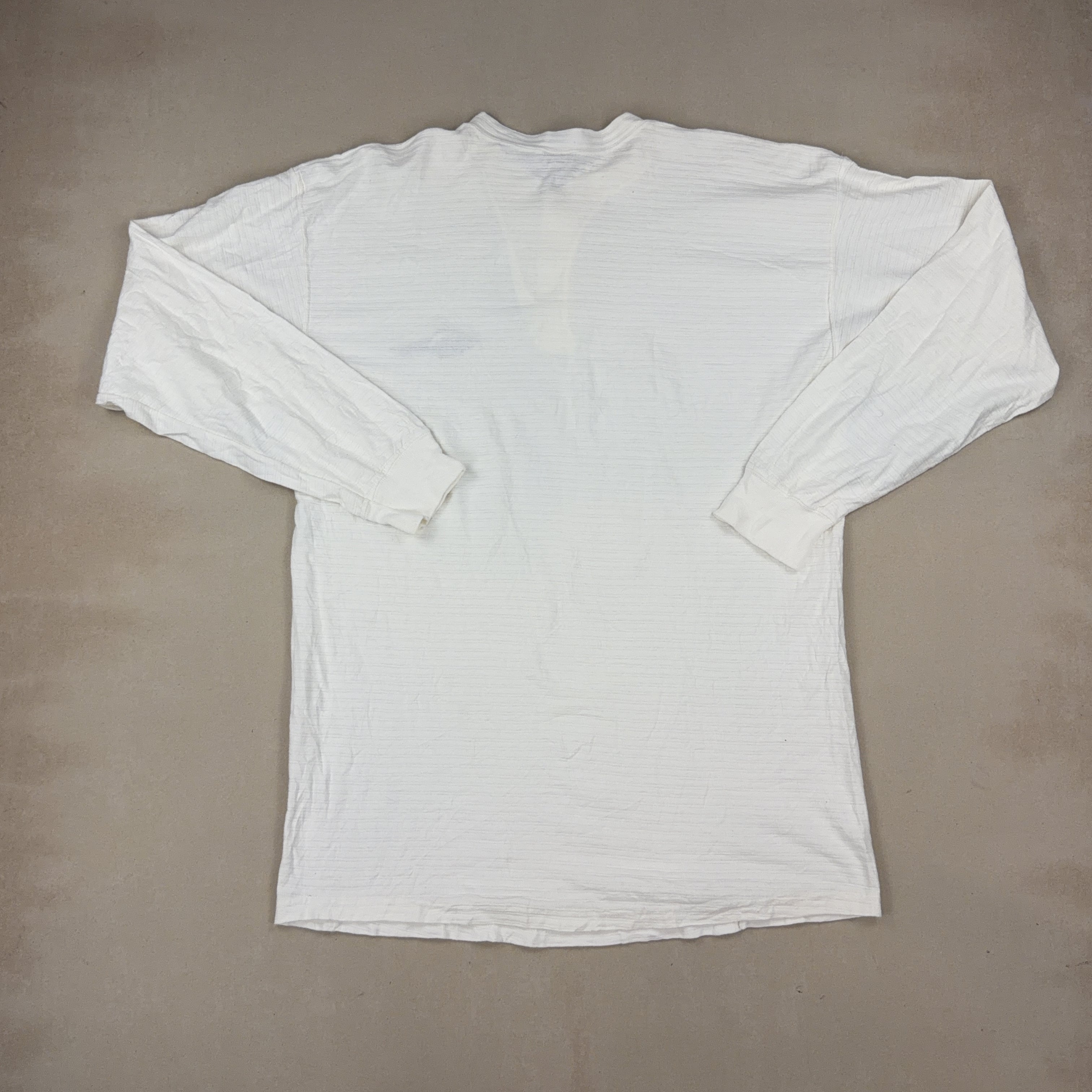 QUIKSILVER LONG SLEEVE - LARGE