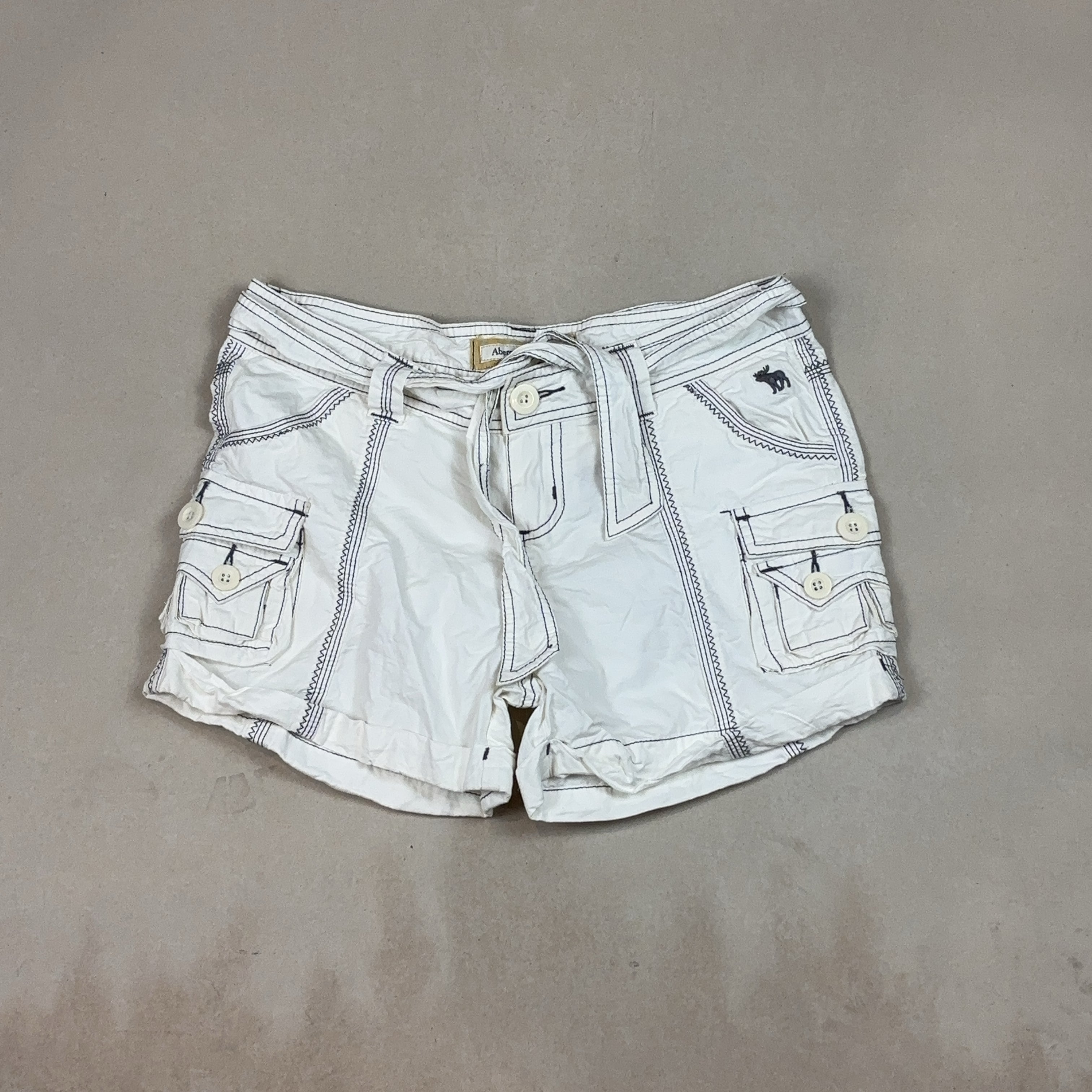 ABERCROMBIE & FITCH SHORTS - LARGE
