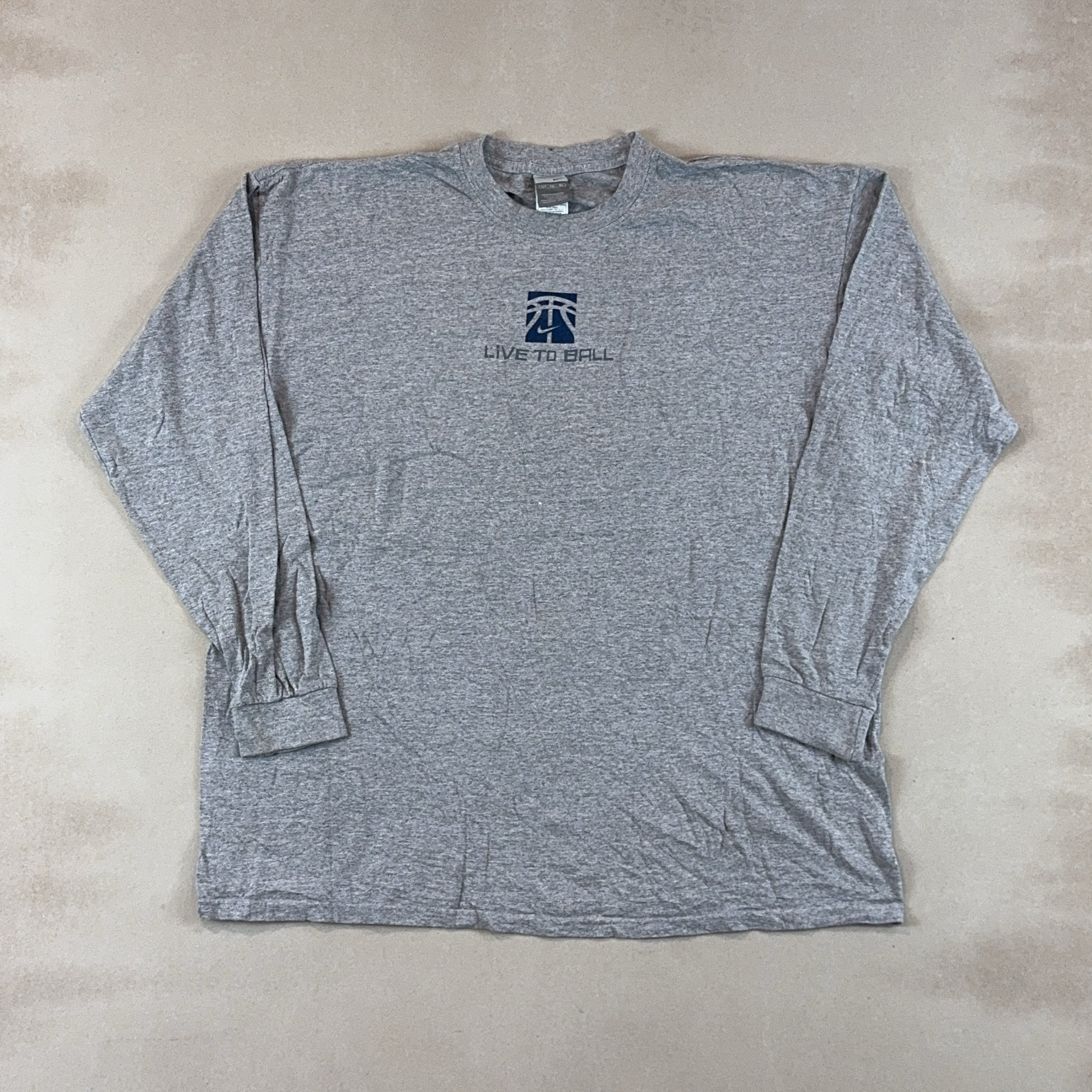 NIKE LIVE TO BALL LONG SLEEVE - 2X LARGE