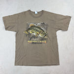 'TROPHY CATCH' TEE - LARGE