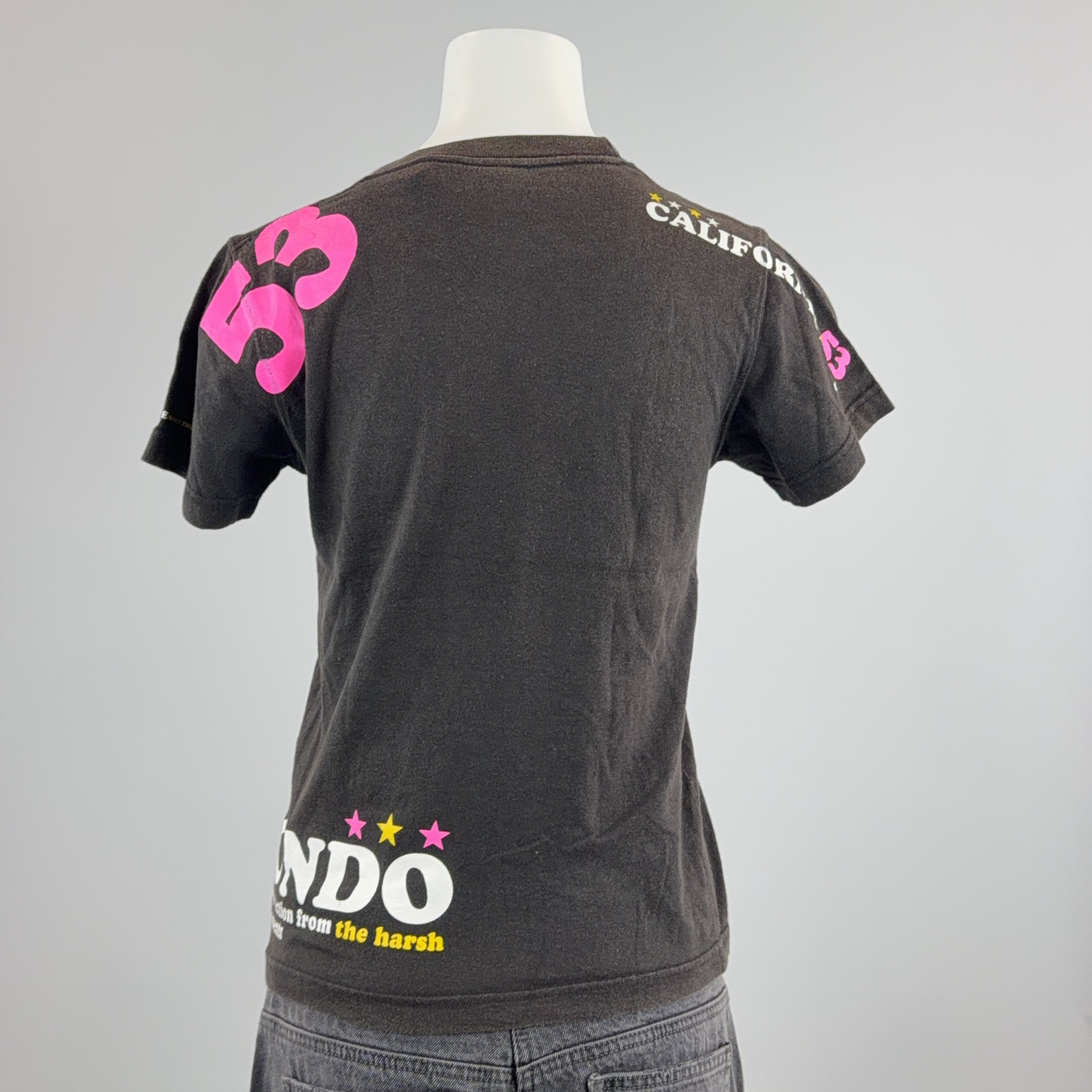 BODY GLOVE TEE - SMALL