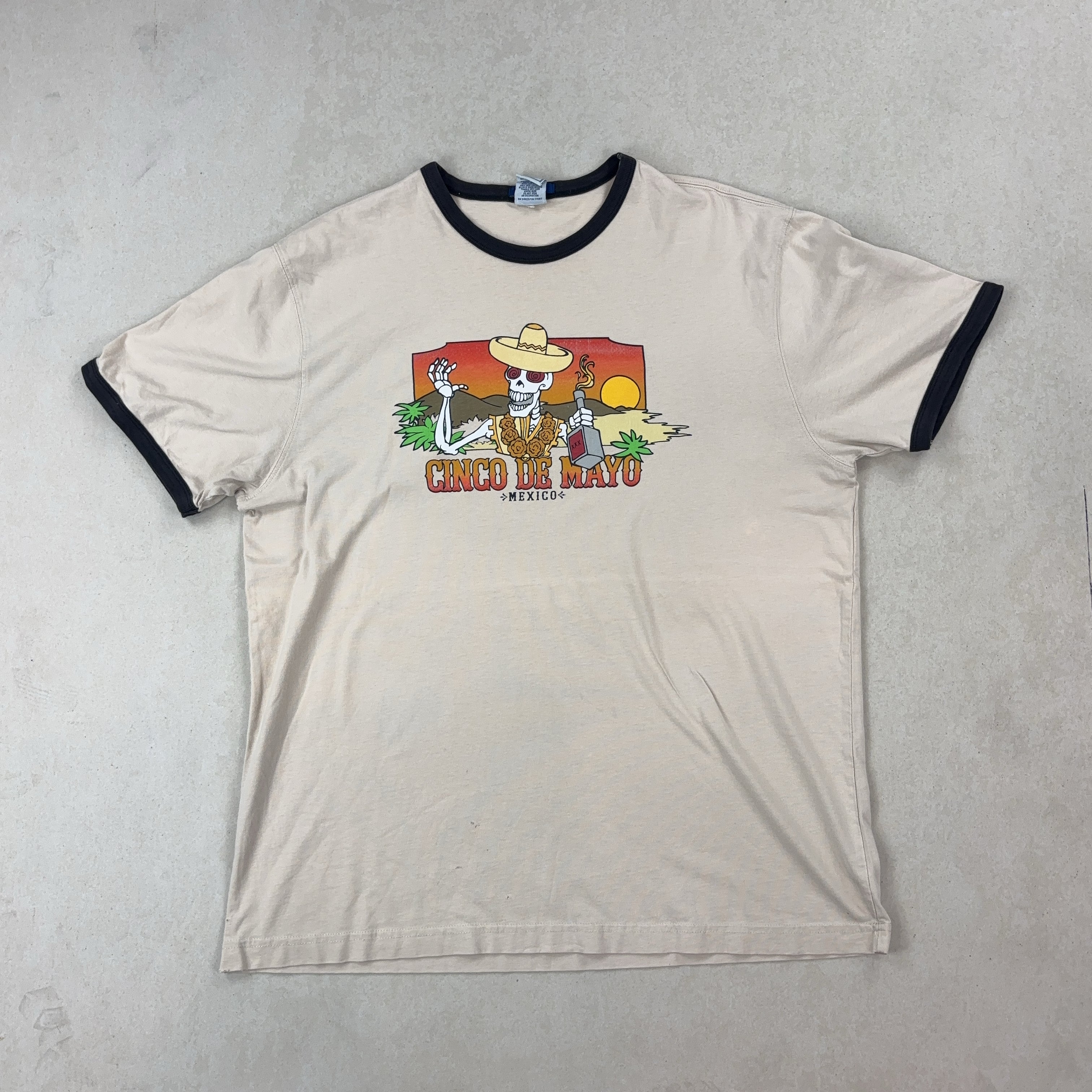 OLD NAVY TEE - LARGE
