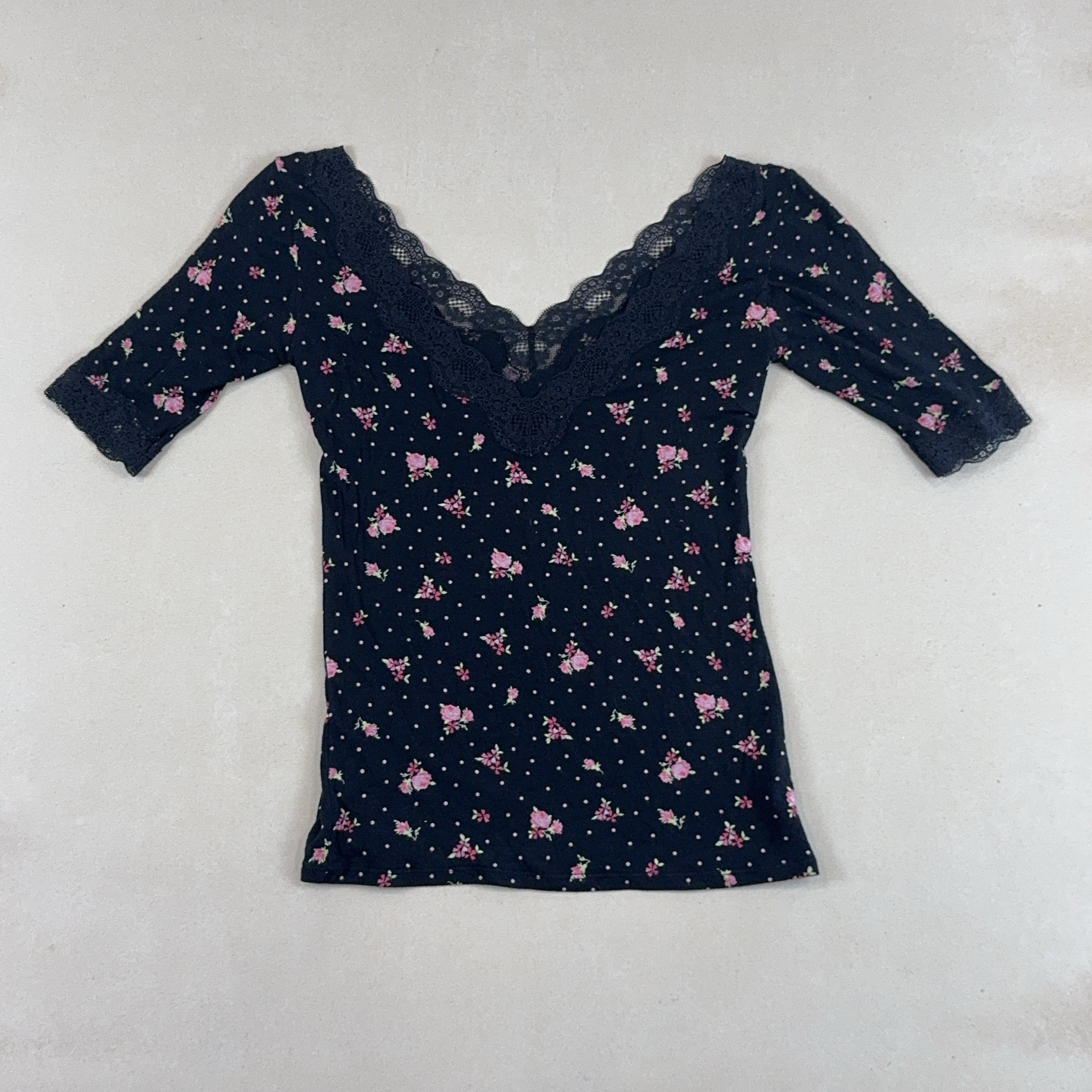 PEACH JOHN TOP - MEDIUM
