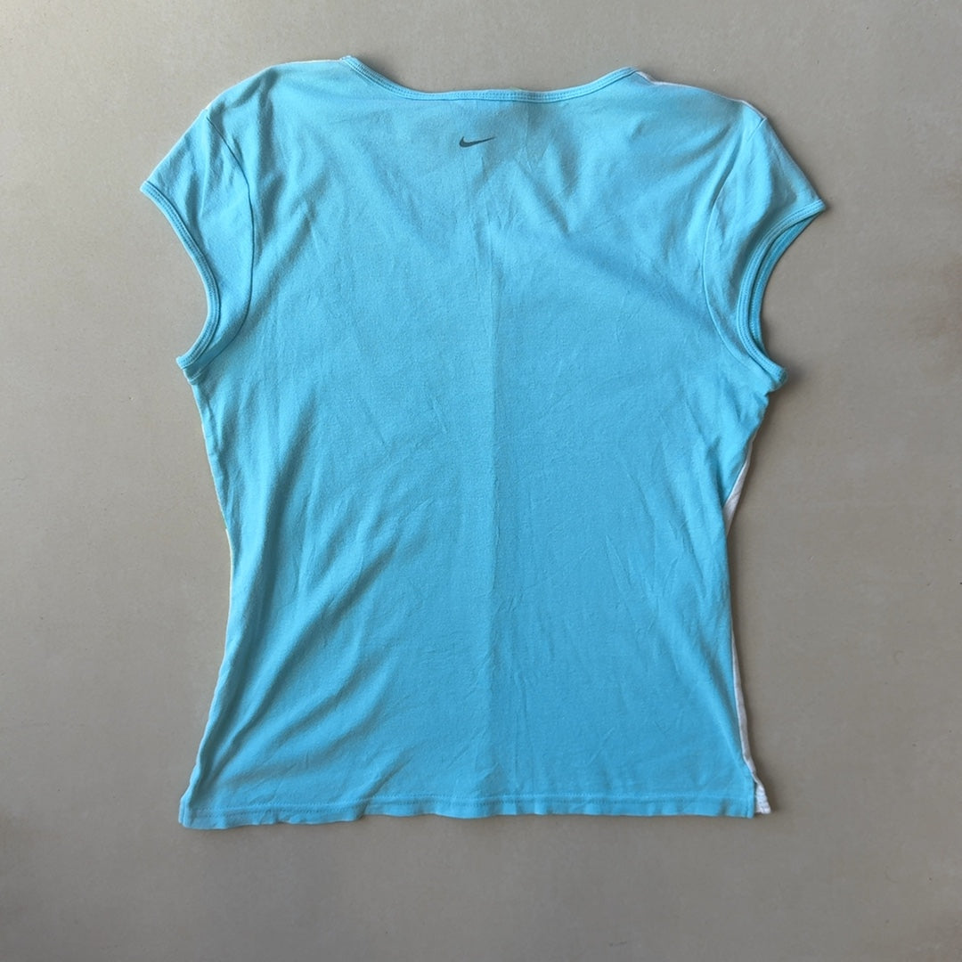 NIKE SPORTS TEE - MEDIUM