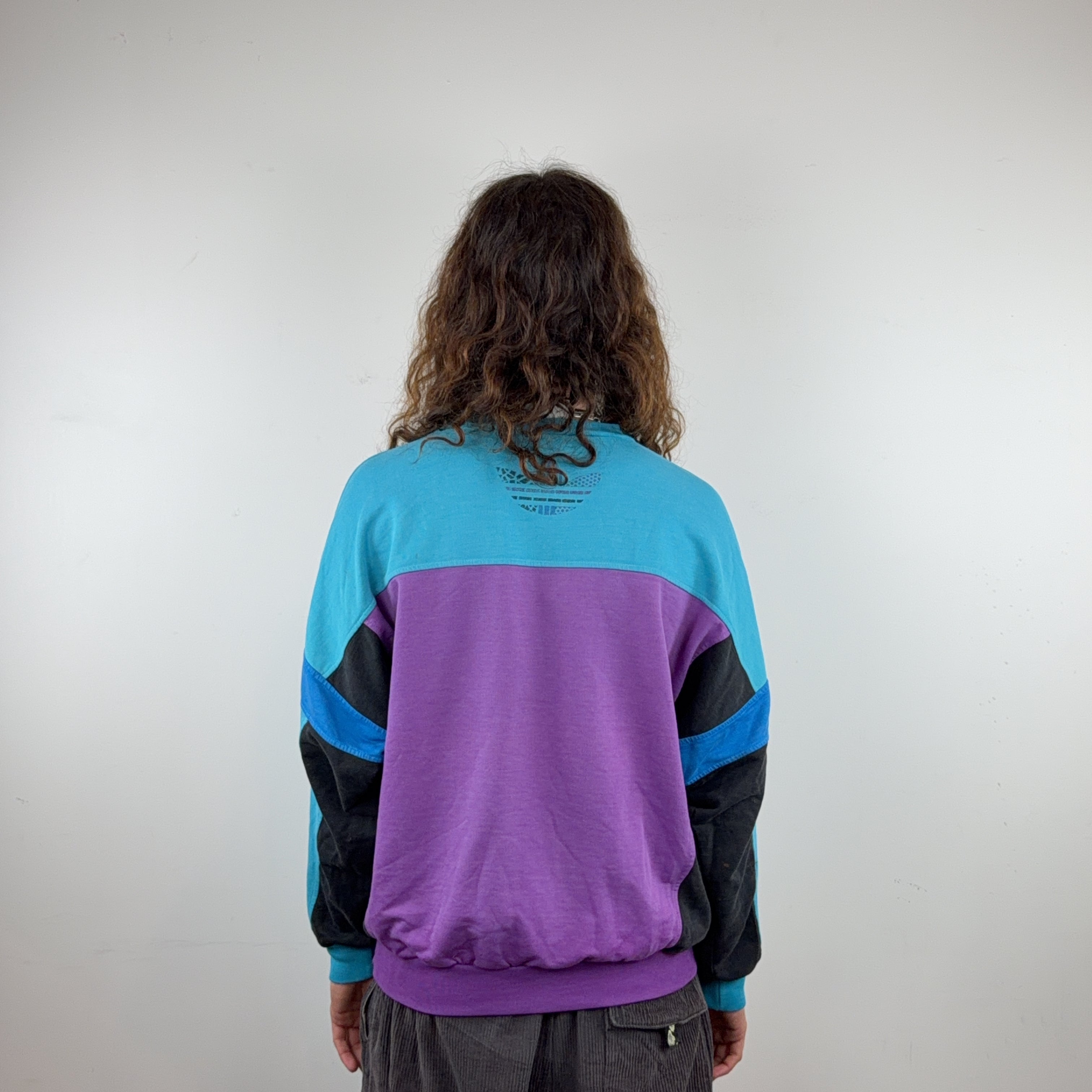 ADIDAS CREW - MEDIUM