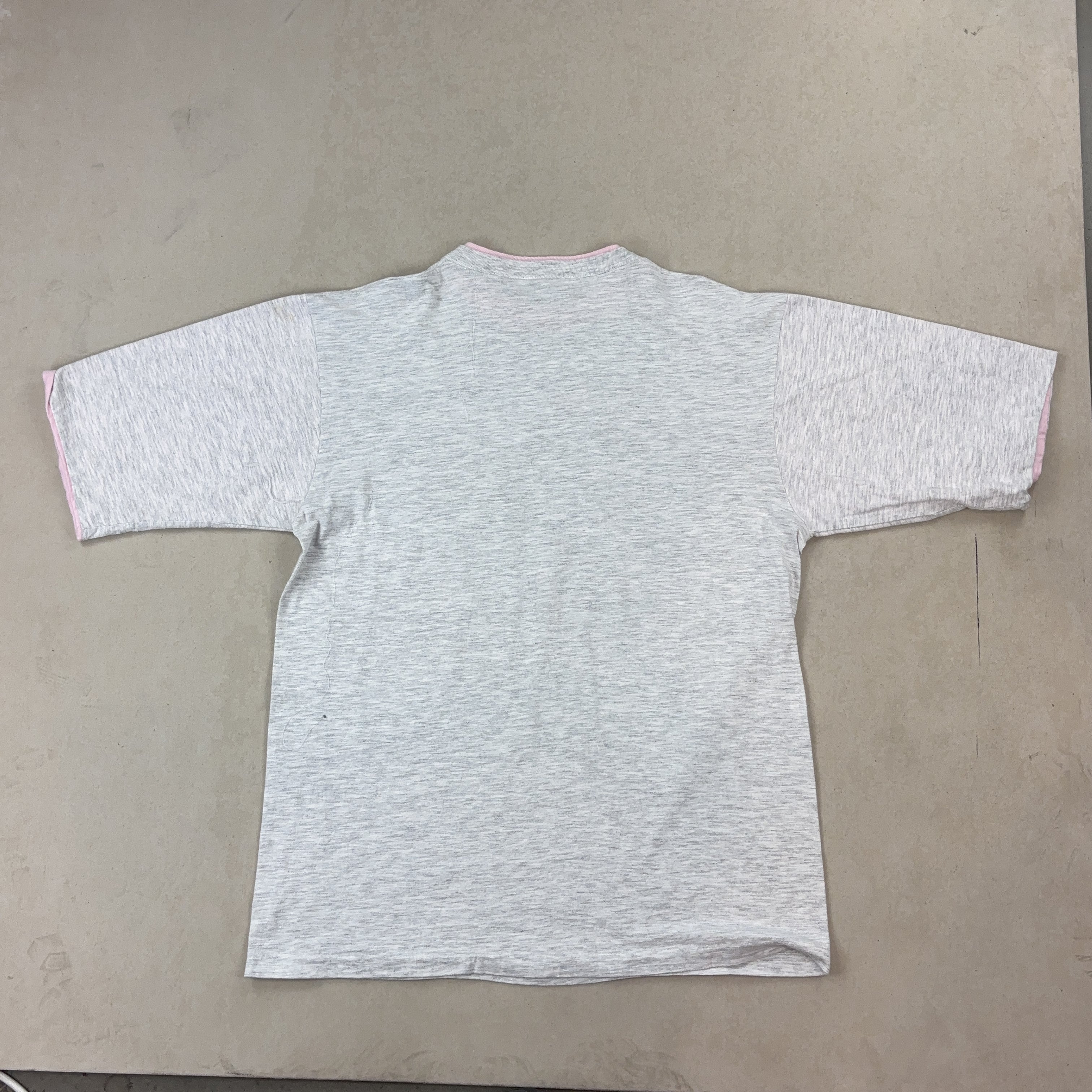 GRAPHIC 'HUMMINGBIRD' TEE - X LARGE