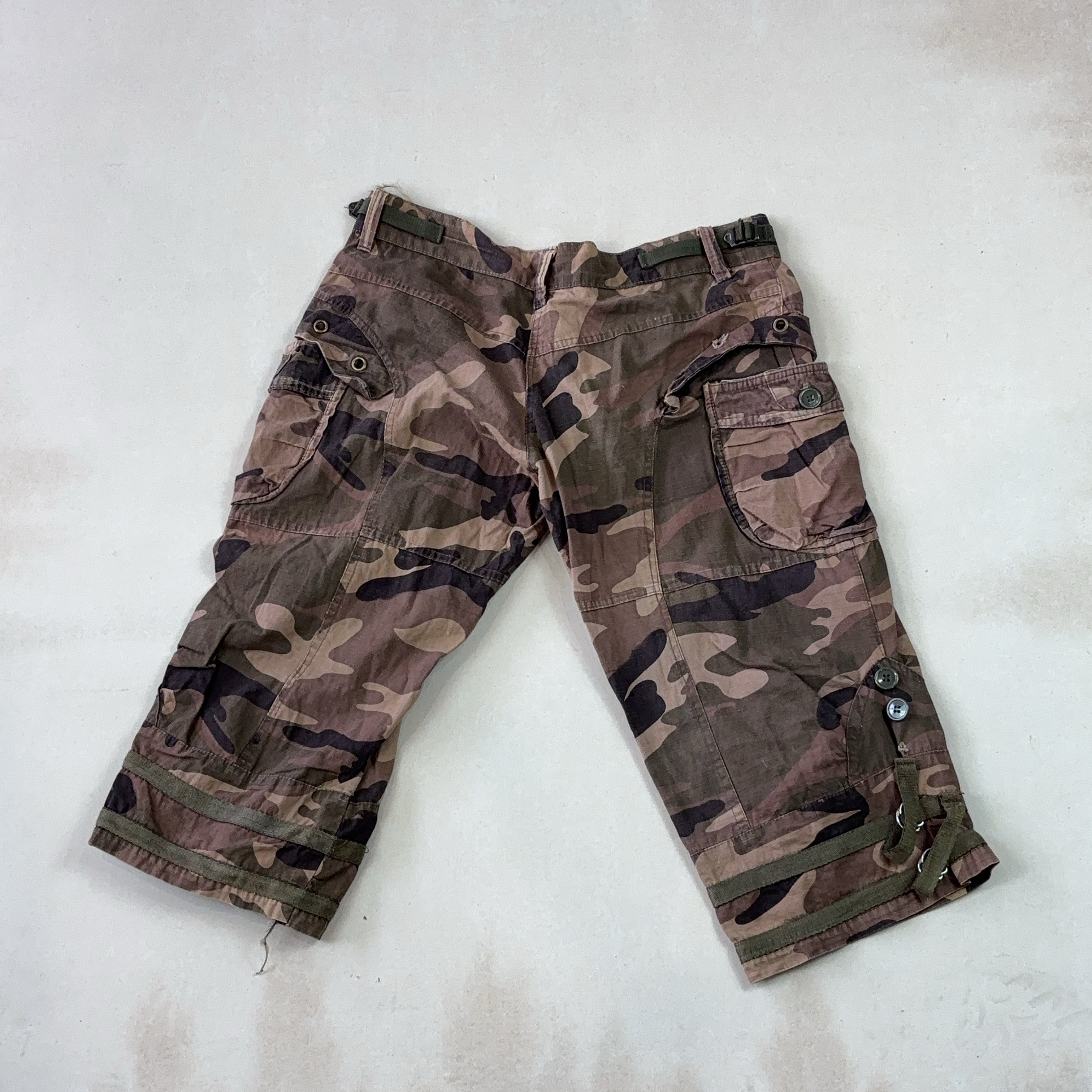 VINTAGE CAMO CAPRIS - LARGE