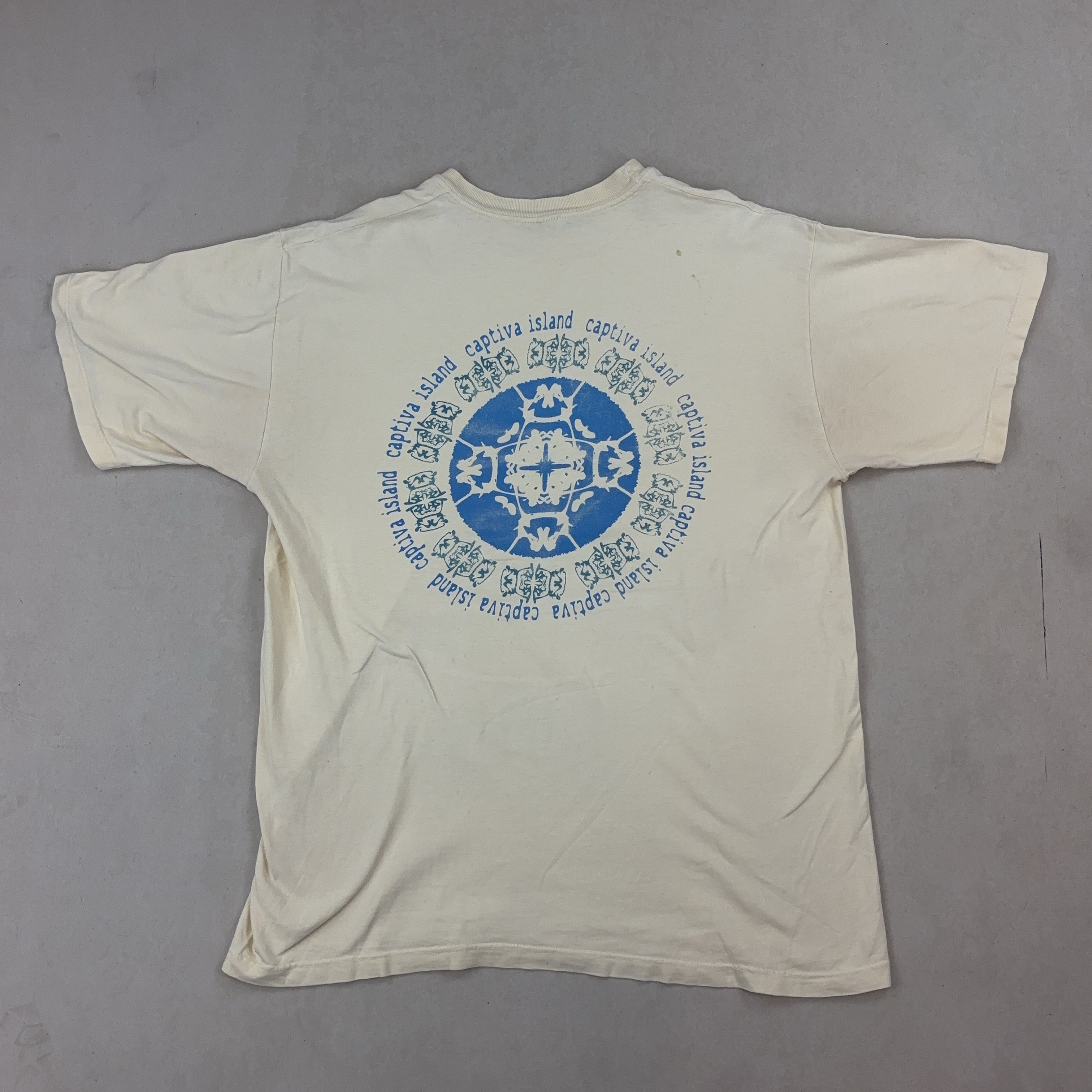 'CAPTIVA ISLAND' TEE - LARGE
