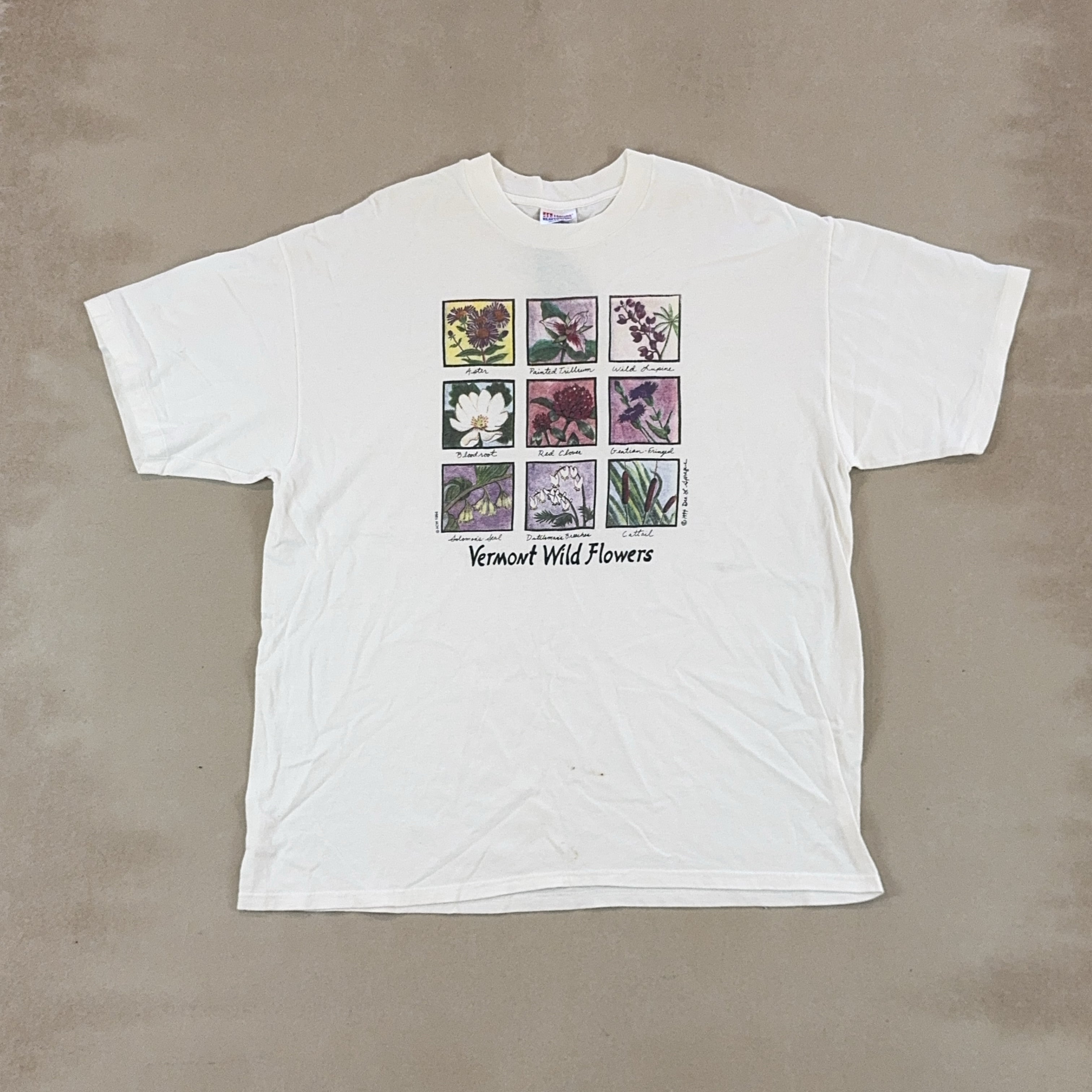 GRAPHIC WILD FLOWERS TEE - X LARGE