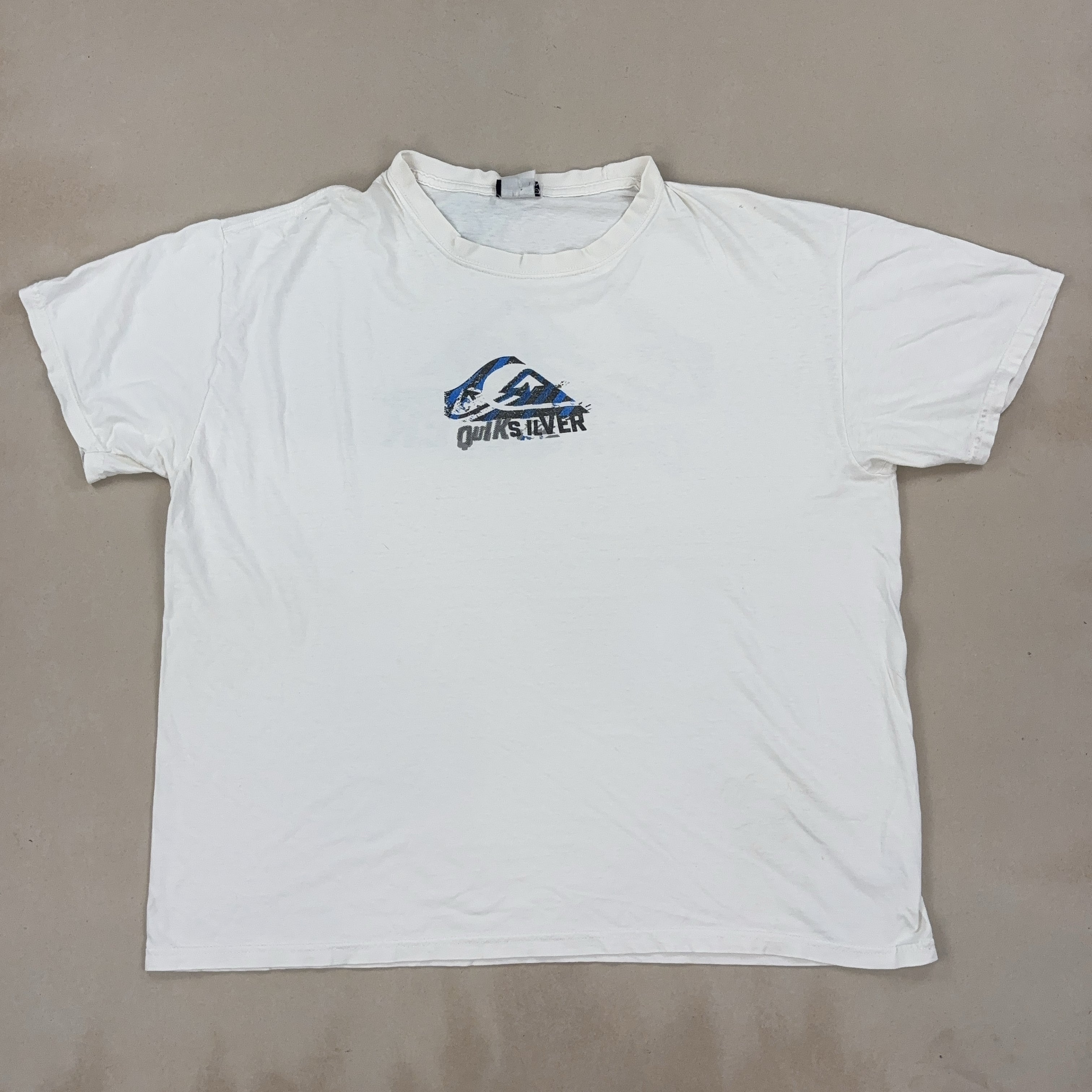 QUIKSILVER TEE - X LARGE