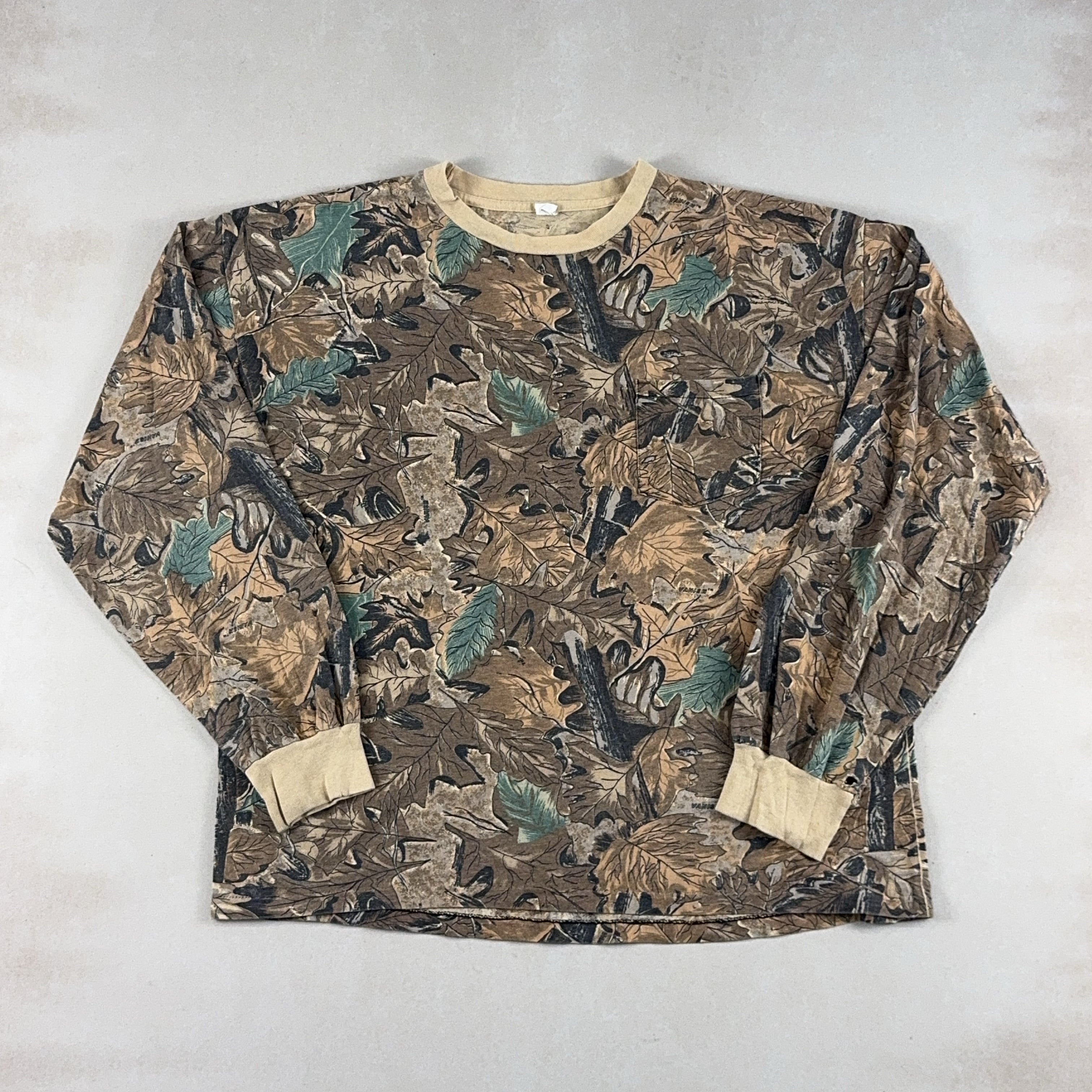 CAMO LONG SLEEVE - LARGE
