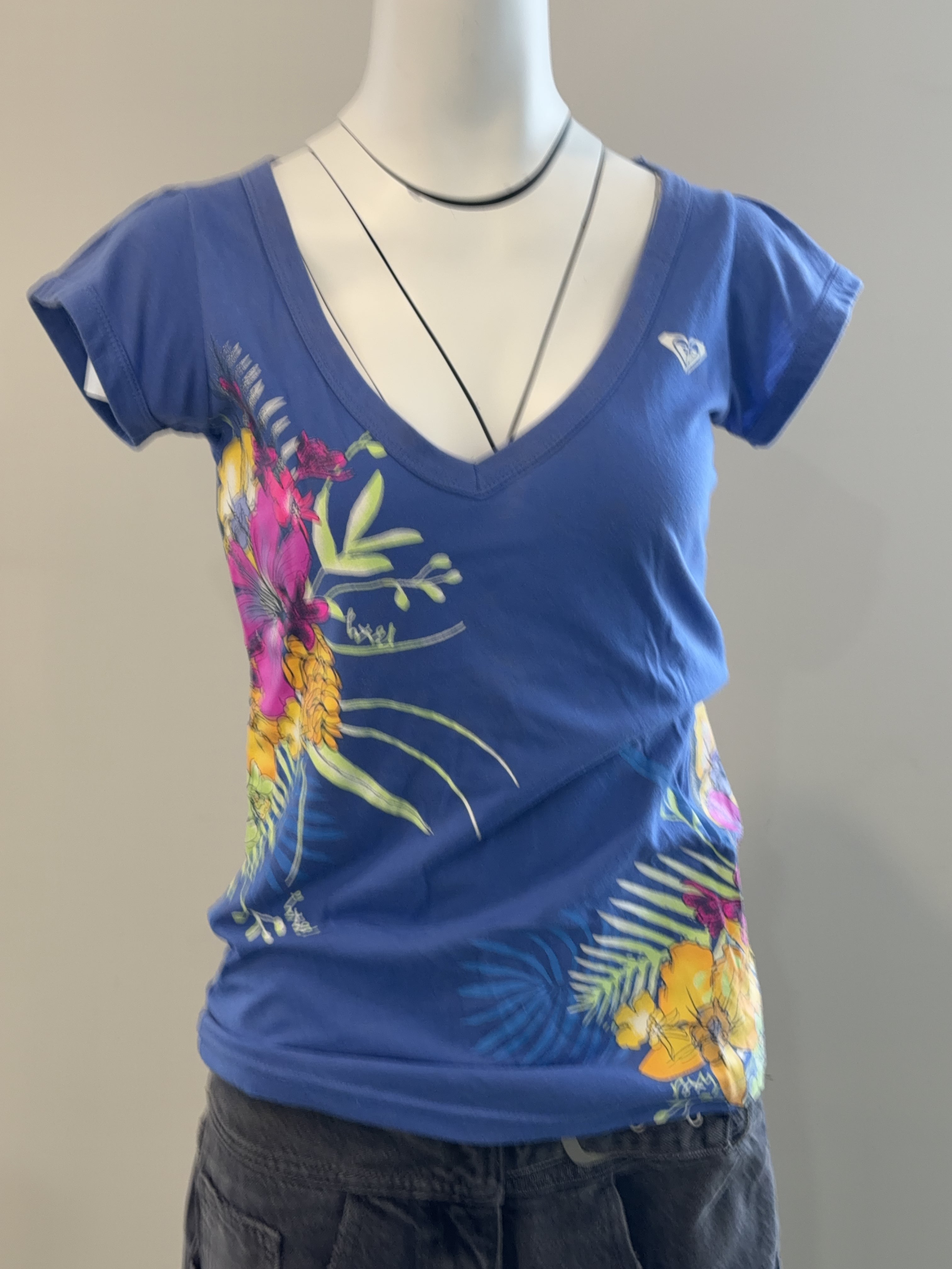 ROXY TEE - 10