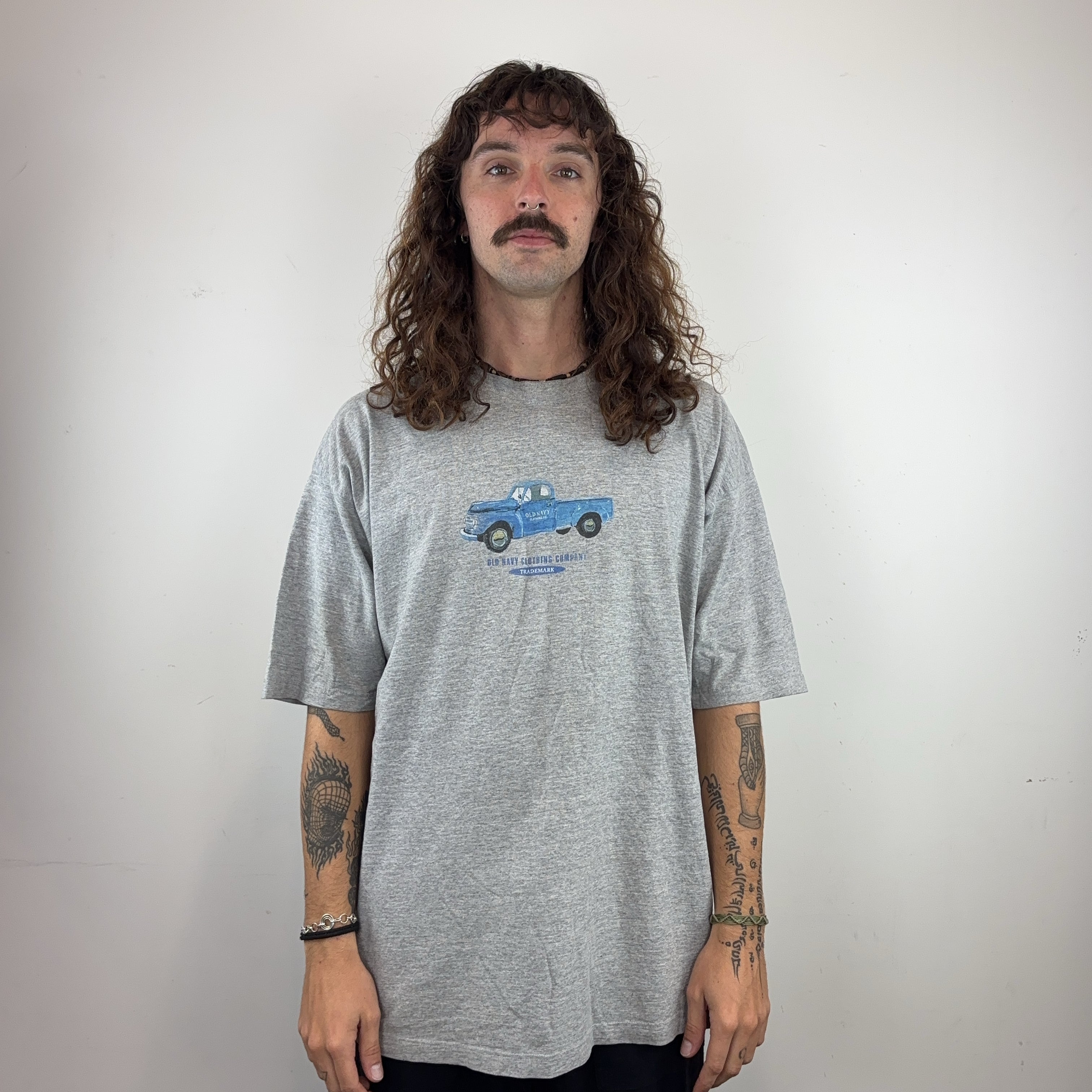 OLD NAVY 'CLOTHING CO' TEE - LARGE