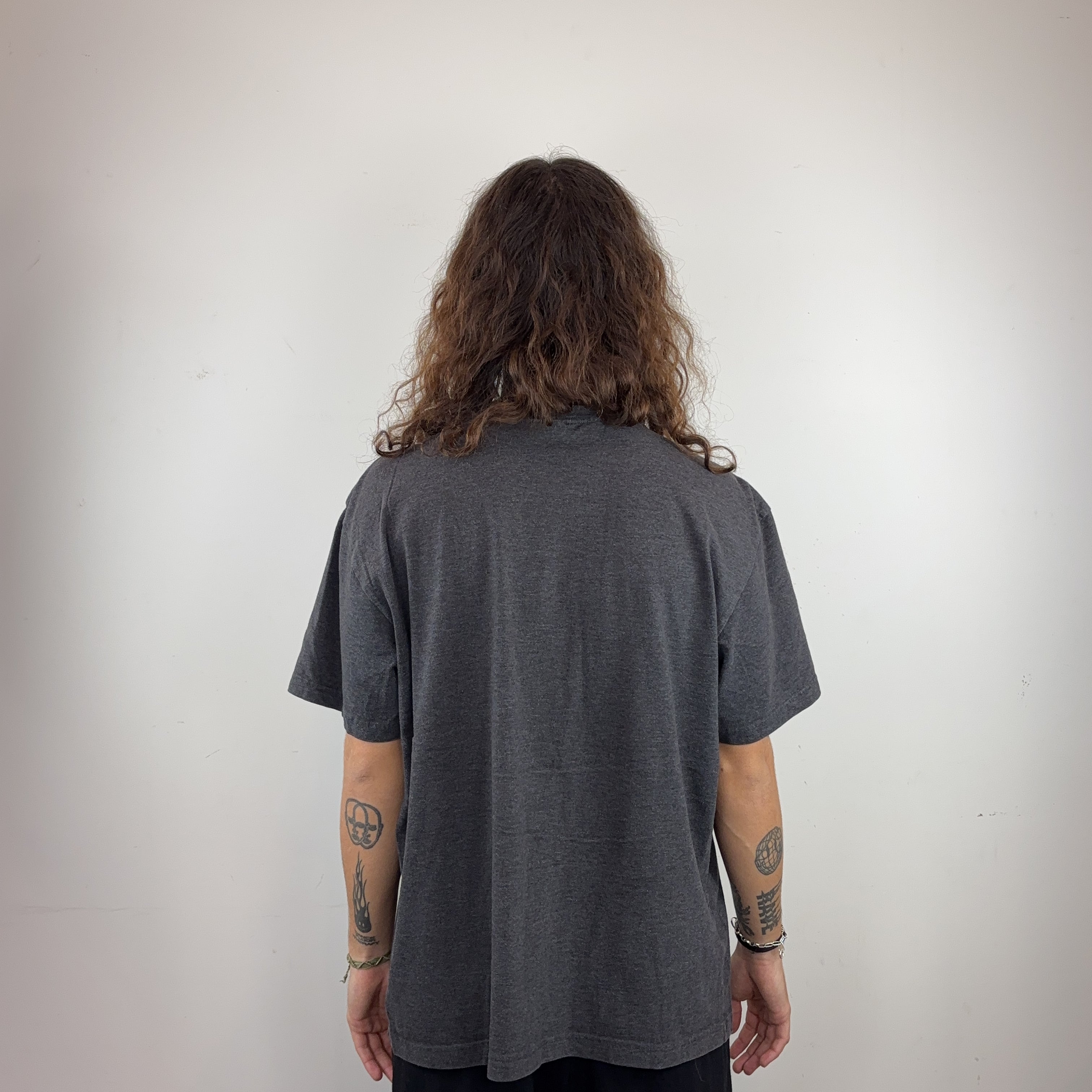 OLD NAVY TEE - MEDIUM