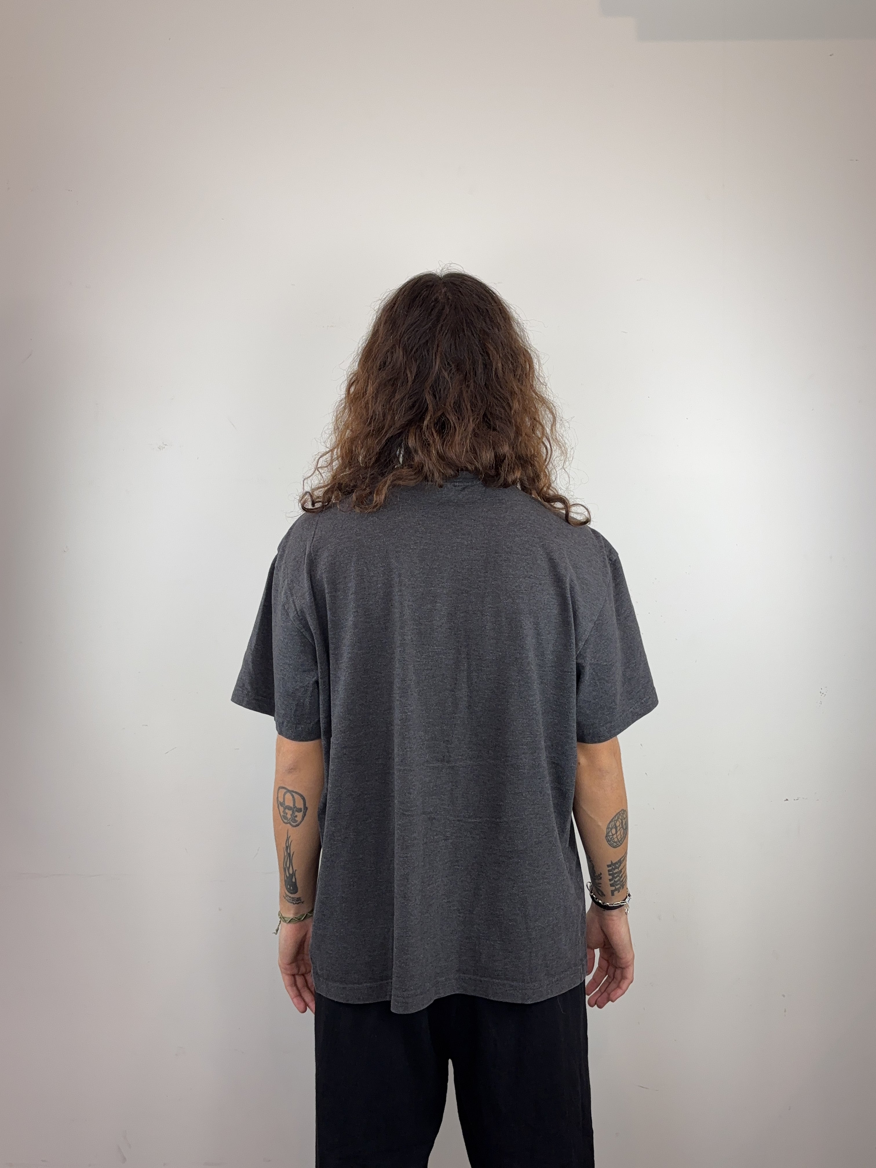 OLD NAVY TEE - MEDIUM
