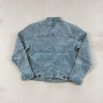 LEVI'S LIGHT WASH DENIM JACKET - SMALL