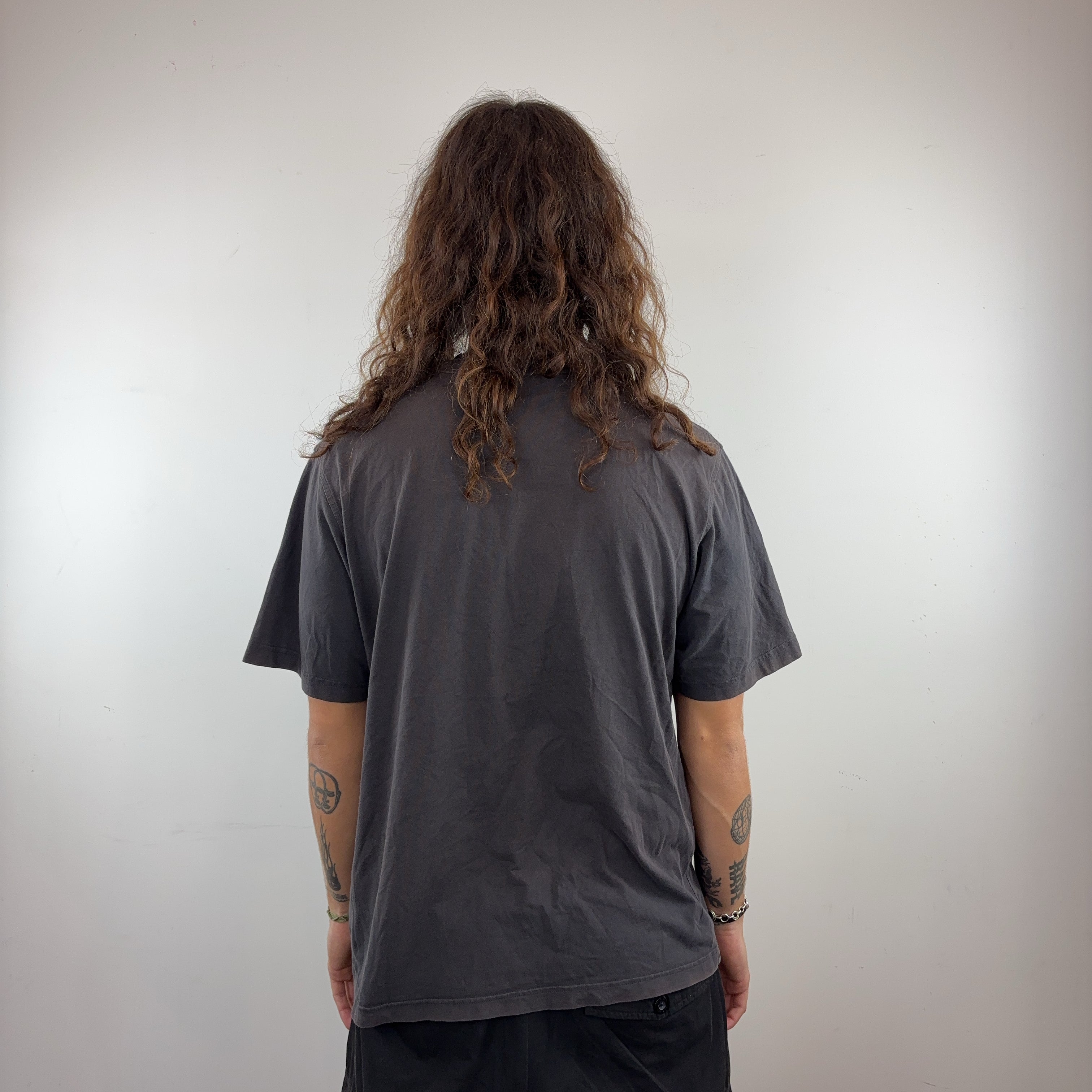 REEBOK CHARCOAL GREY TEE - MEDIUM
